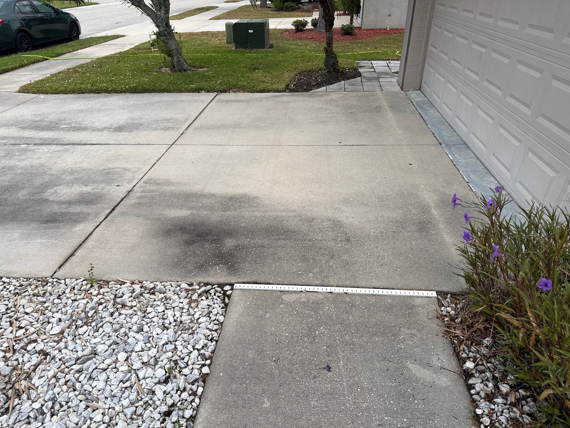 Vinyl Fence Cleaning, Driveway & Sidewalk Cleaning in Crystal Lakes – Palmetto, FL by Sunshine AquaWash