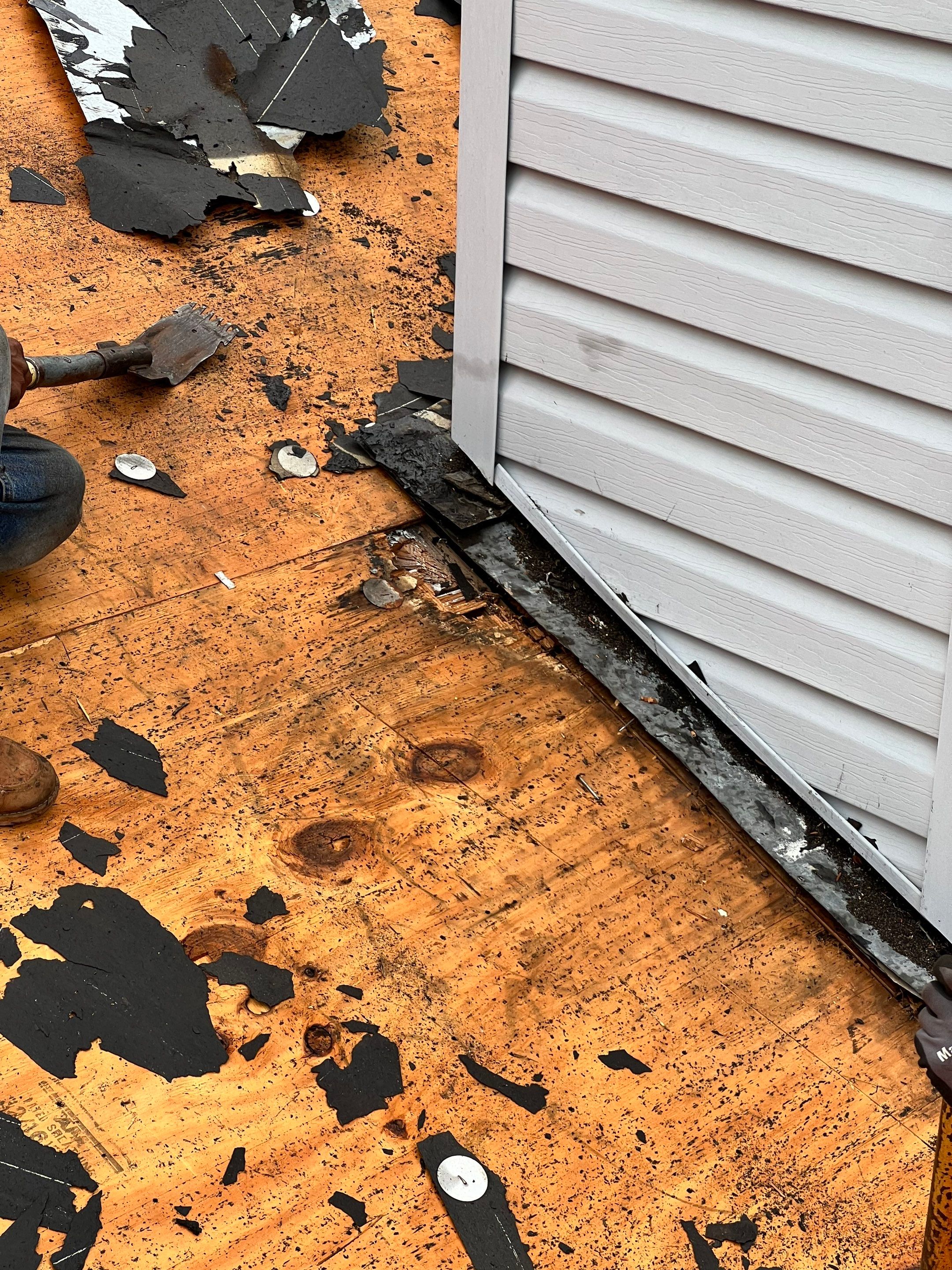 Roof Replacement in San Antonio, Texas by Premier Roofing and Contracting