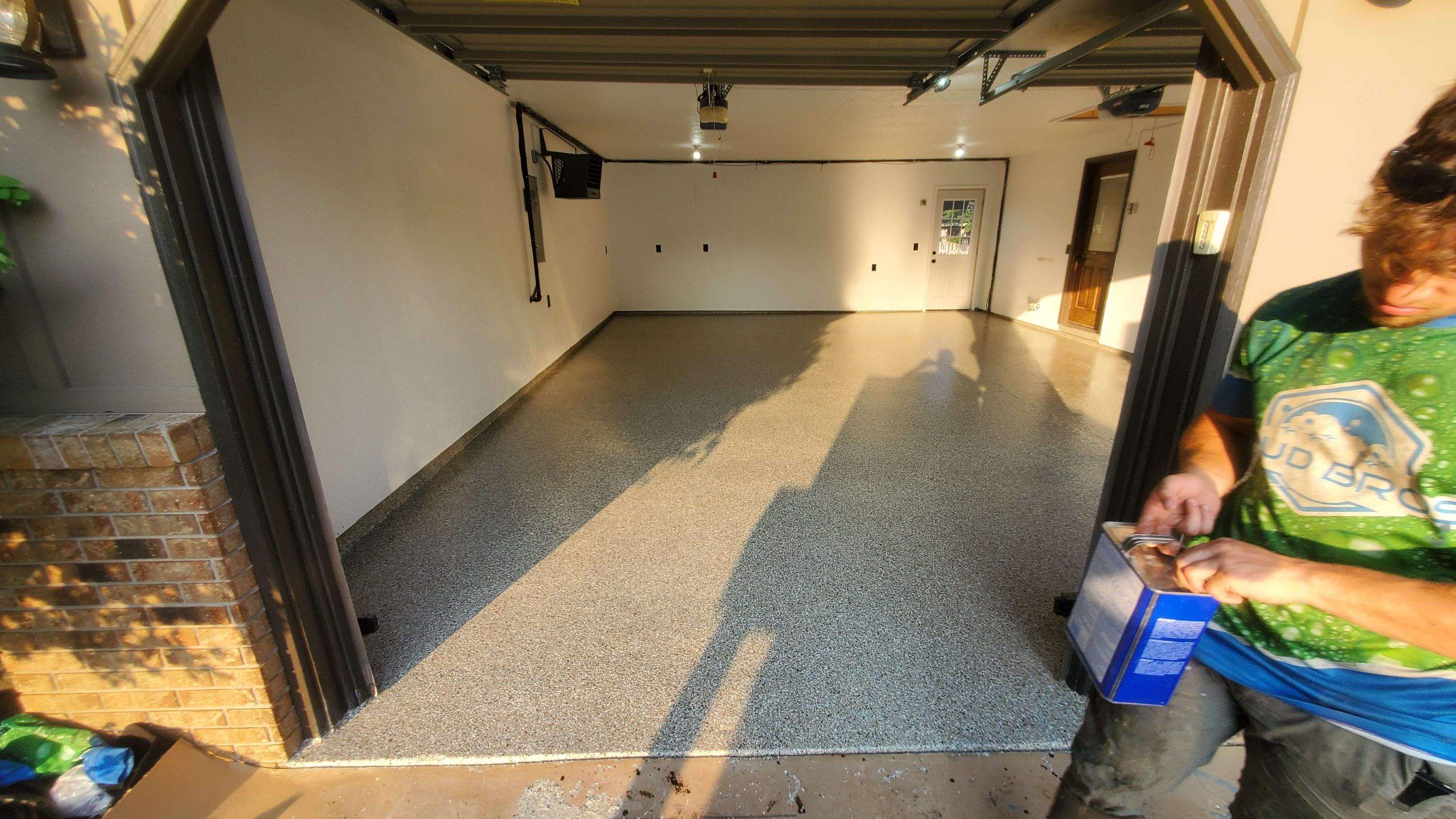 Creekbed Garage Morton by Loud Bros