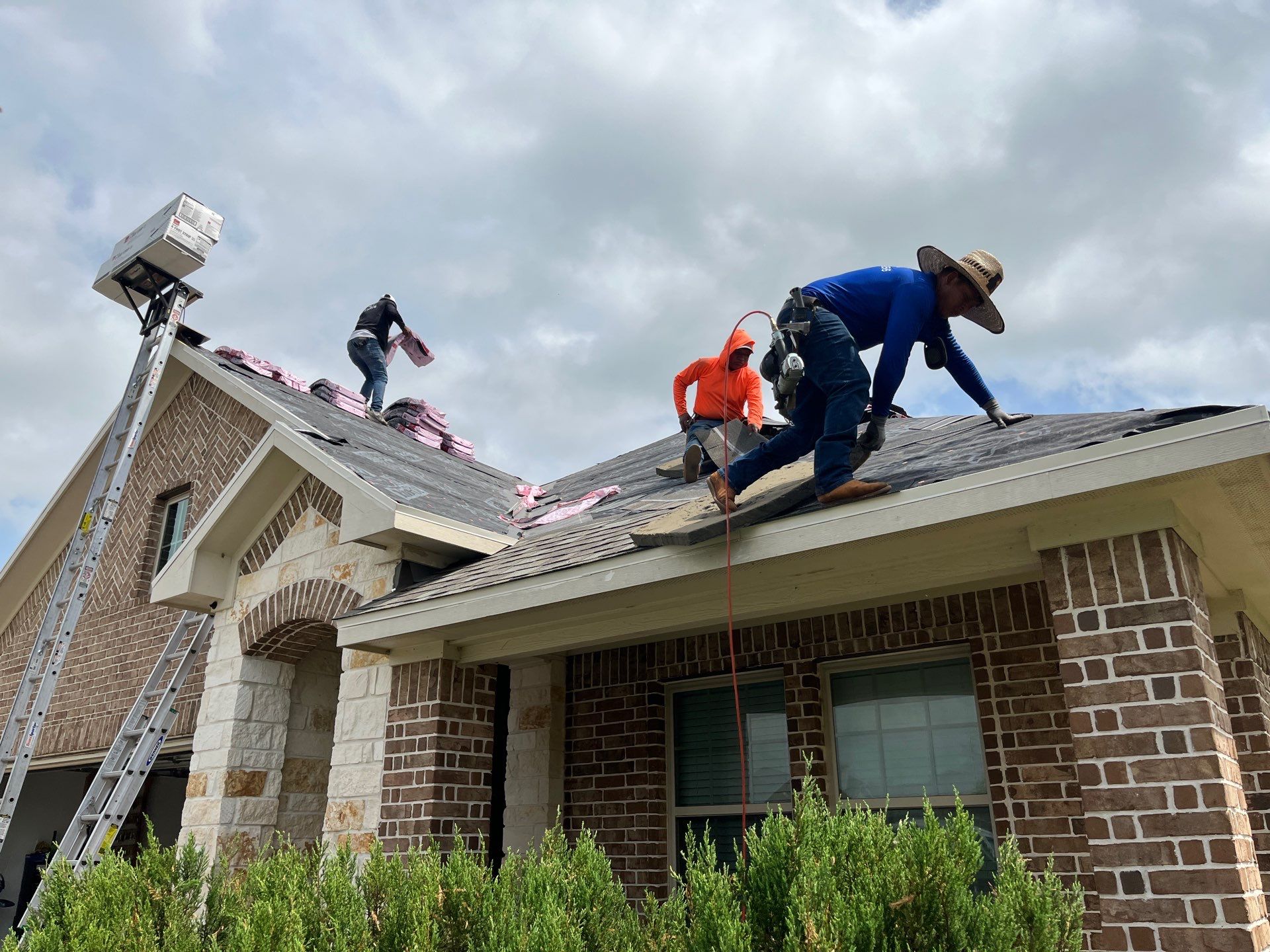 Hail Damage using Owen's Corning Duration (Lifetime) Shingles by Roof Repair Services LLC