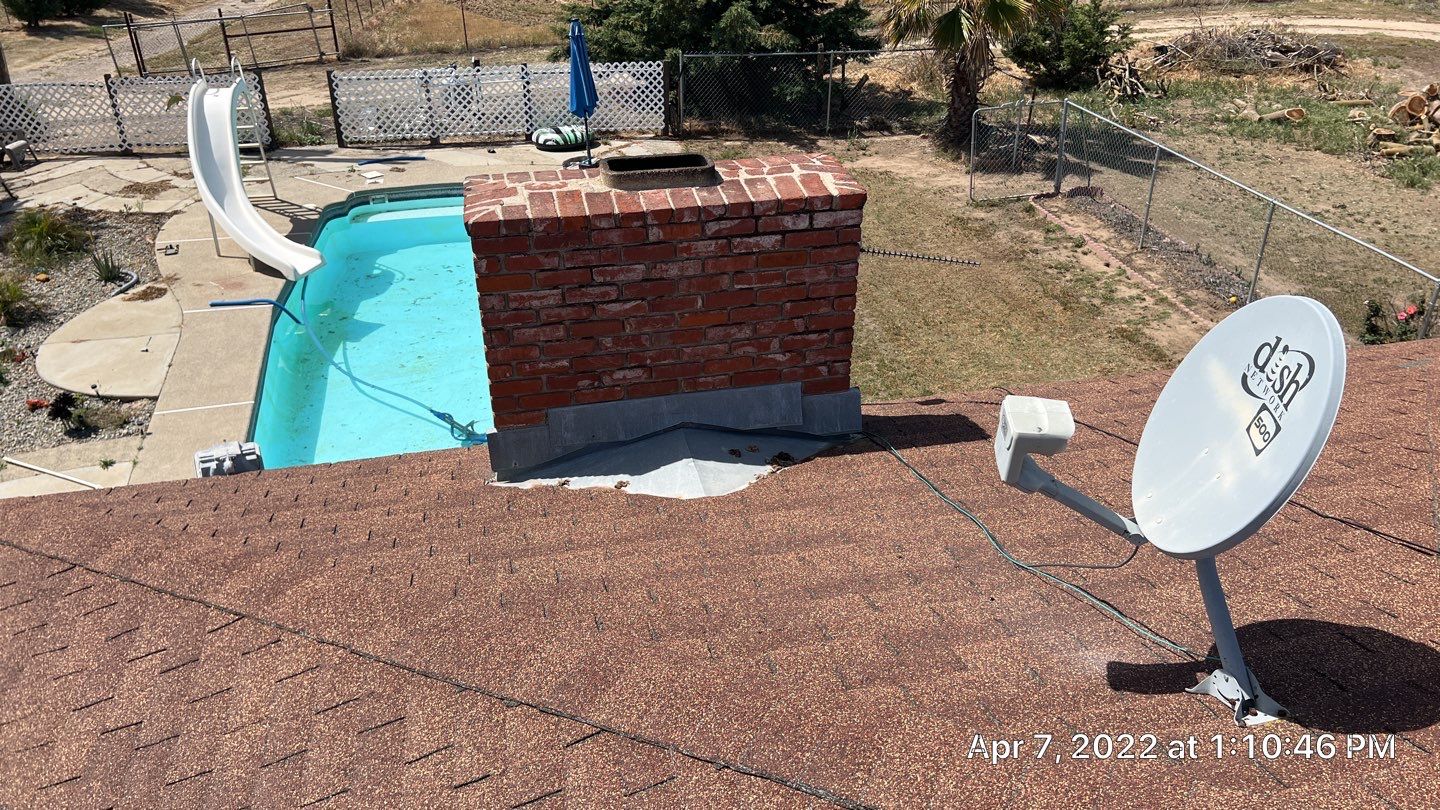 Metal roofing installation using Standing seam metal roofing system by Straight Edge Roofing Inc