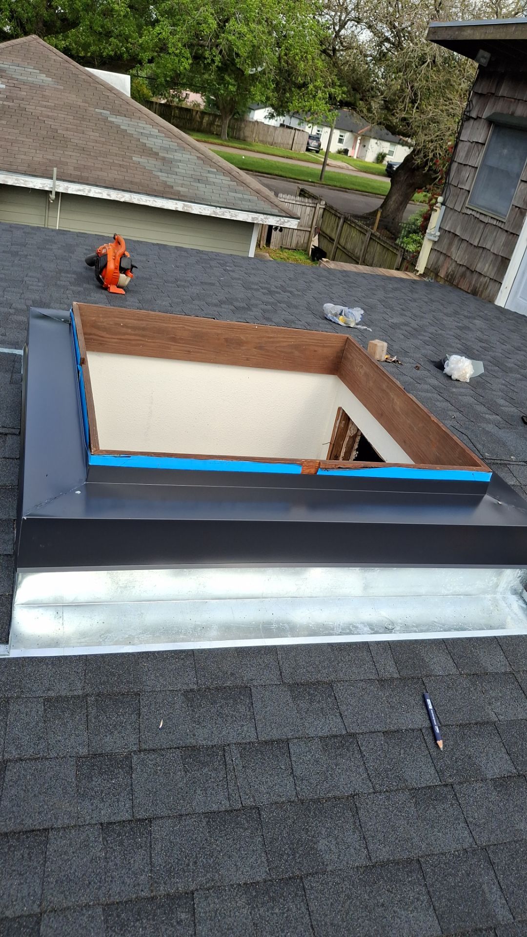 Roof Replacement in New Orleans by HDS Contractors