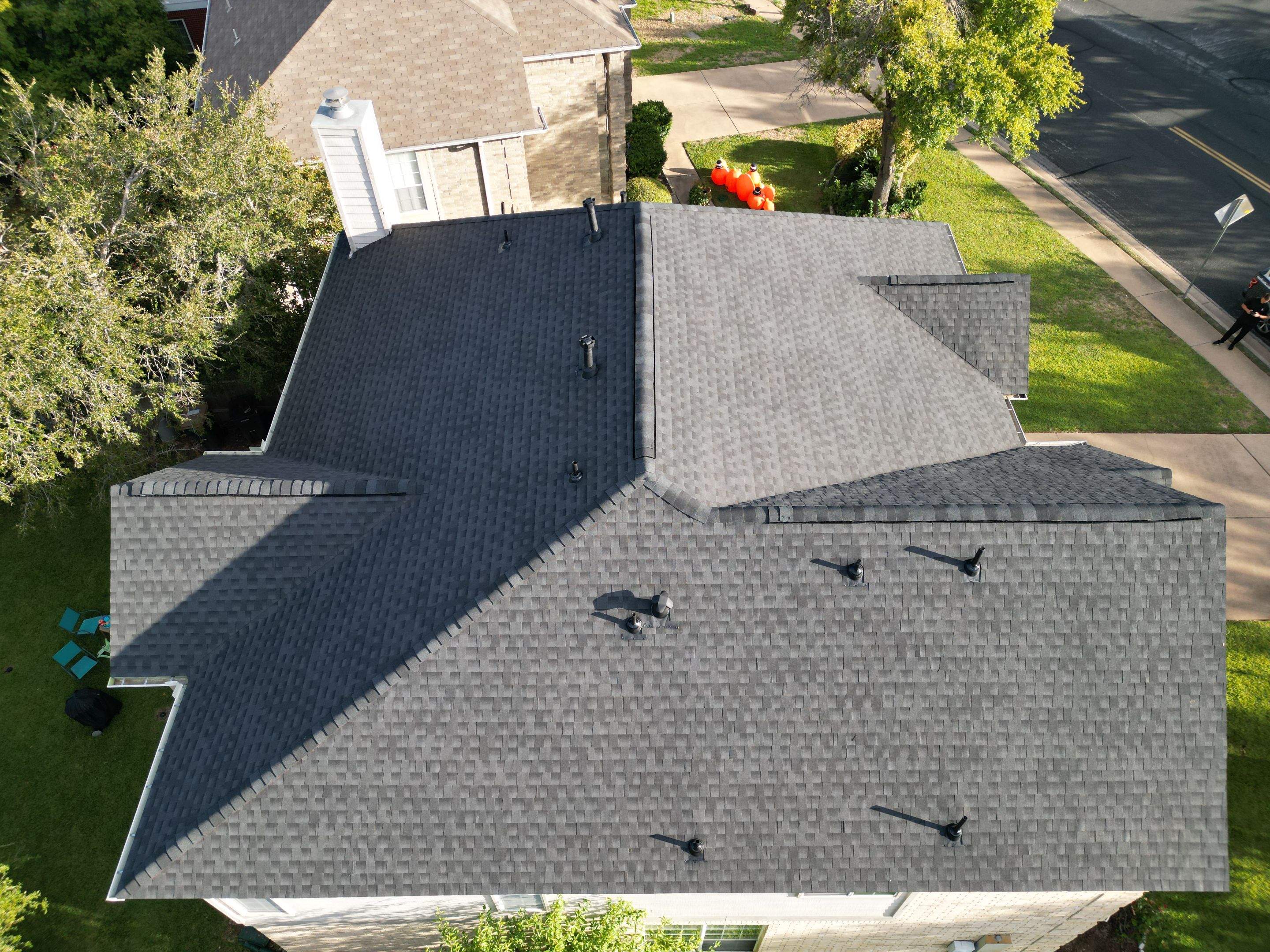 Charcoal - GAF Timberline HDZ by RoofsOnly.com