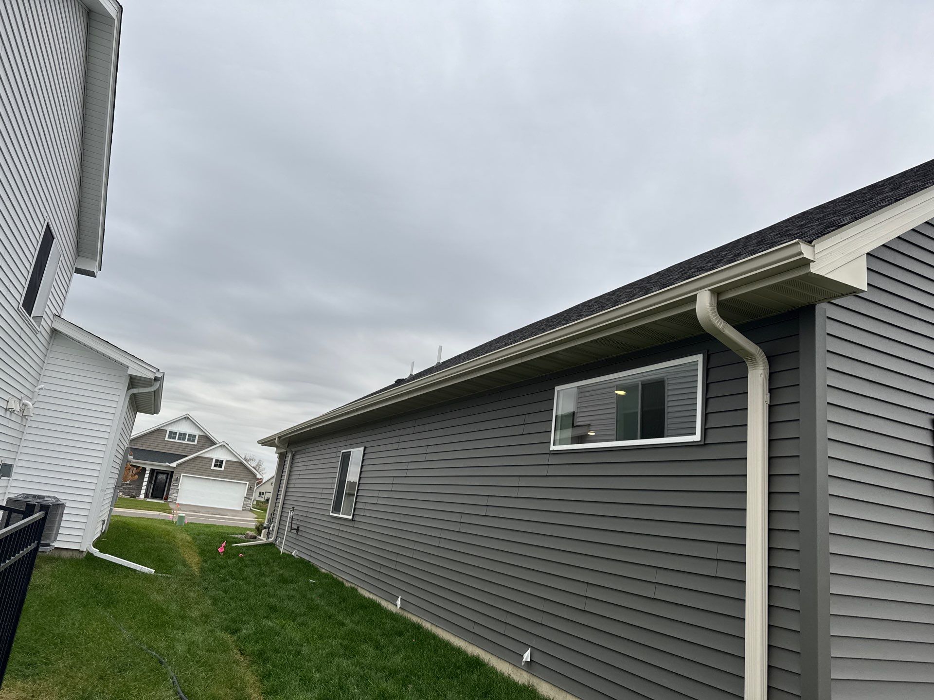 5" Seamless Gutter Installation – Buffalo, MN by Next Level Seamless Gutters / Exteriors Inc.