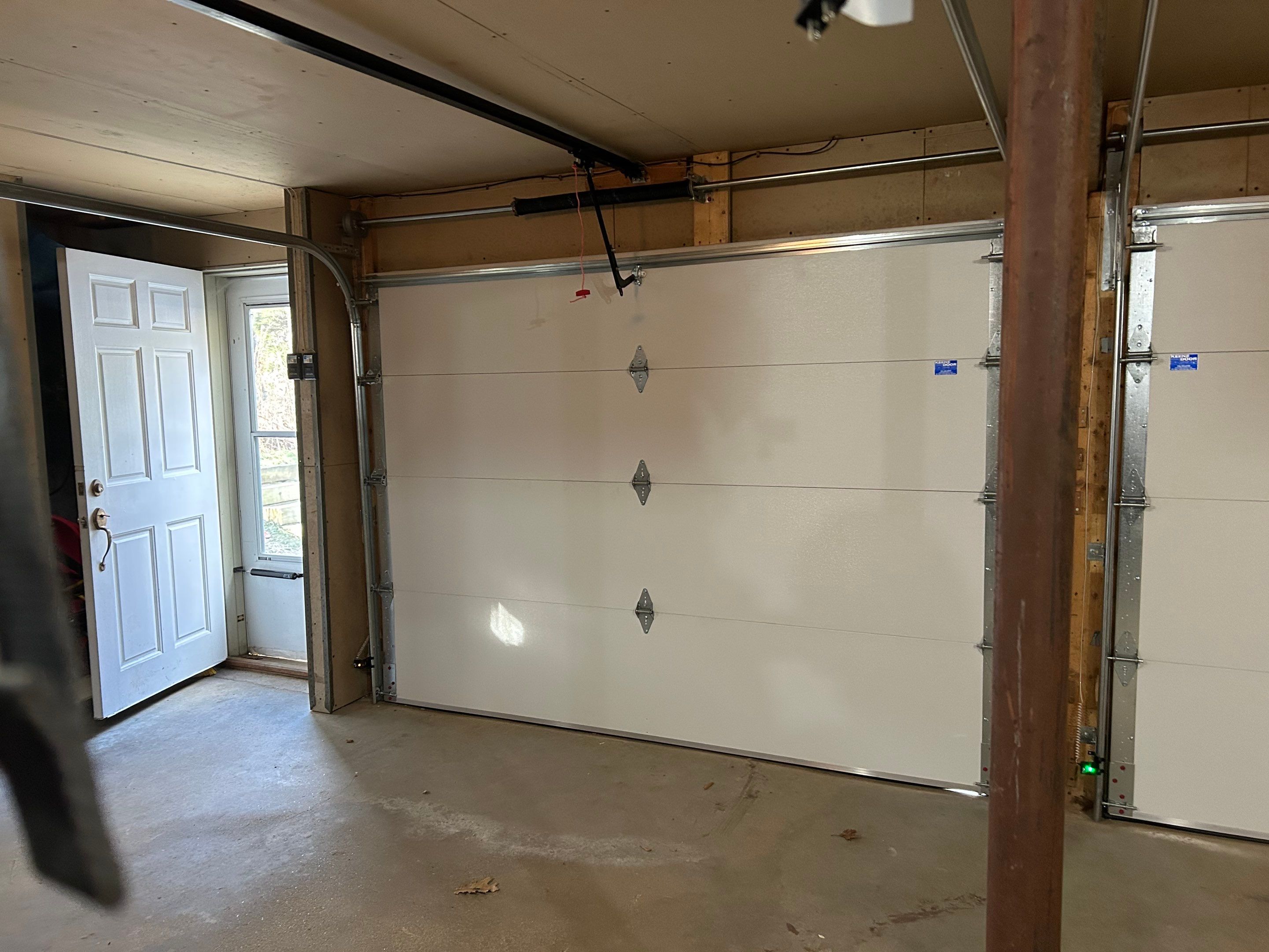 Door Installation using Raynor Encore Garage Door by Keene Door