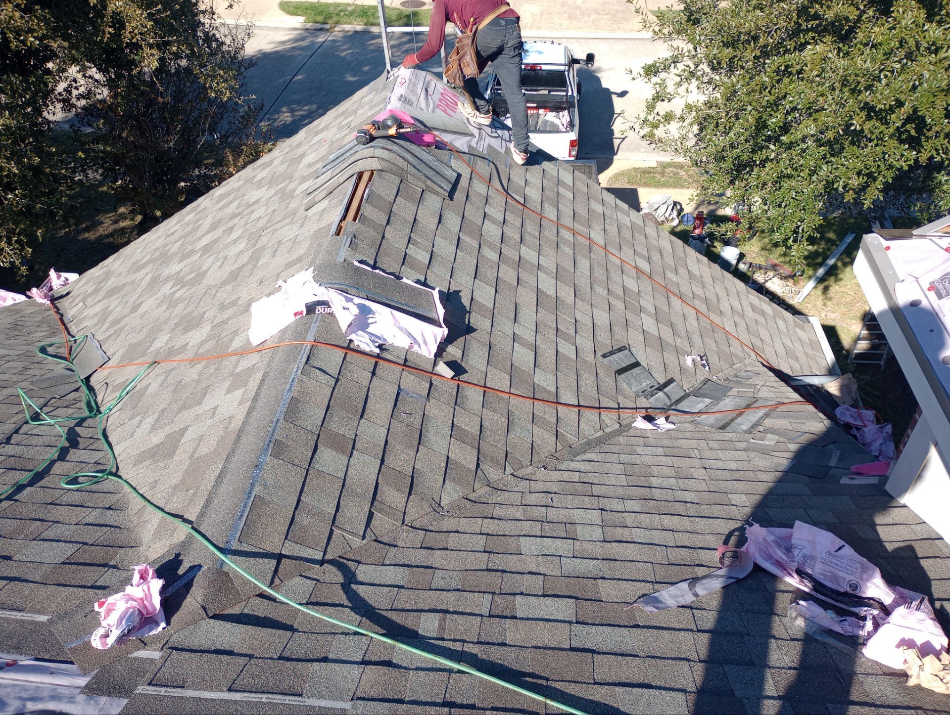 Residential Roofing Installation using Owen's Corning Duration (Lifetime) Shingles by Roof Repair Company