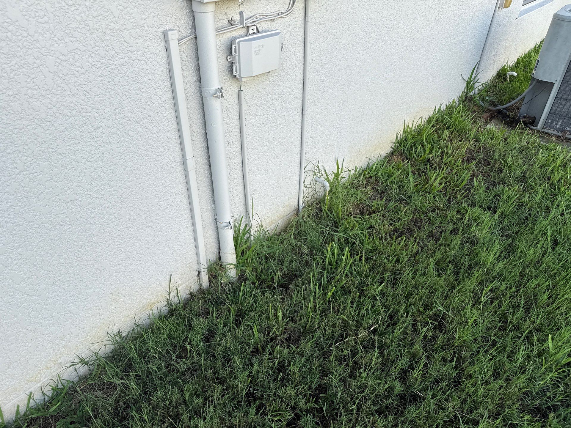 Complete House & Concrete Cleaning in Harrison Ranch Community – Parrish, FL by Sunshine AquaWash