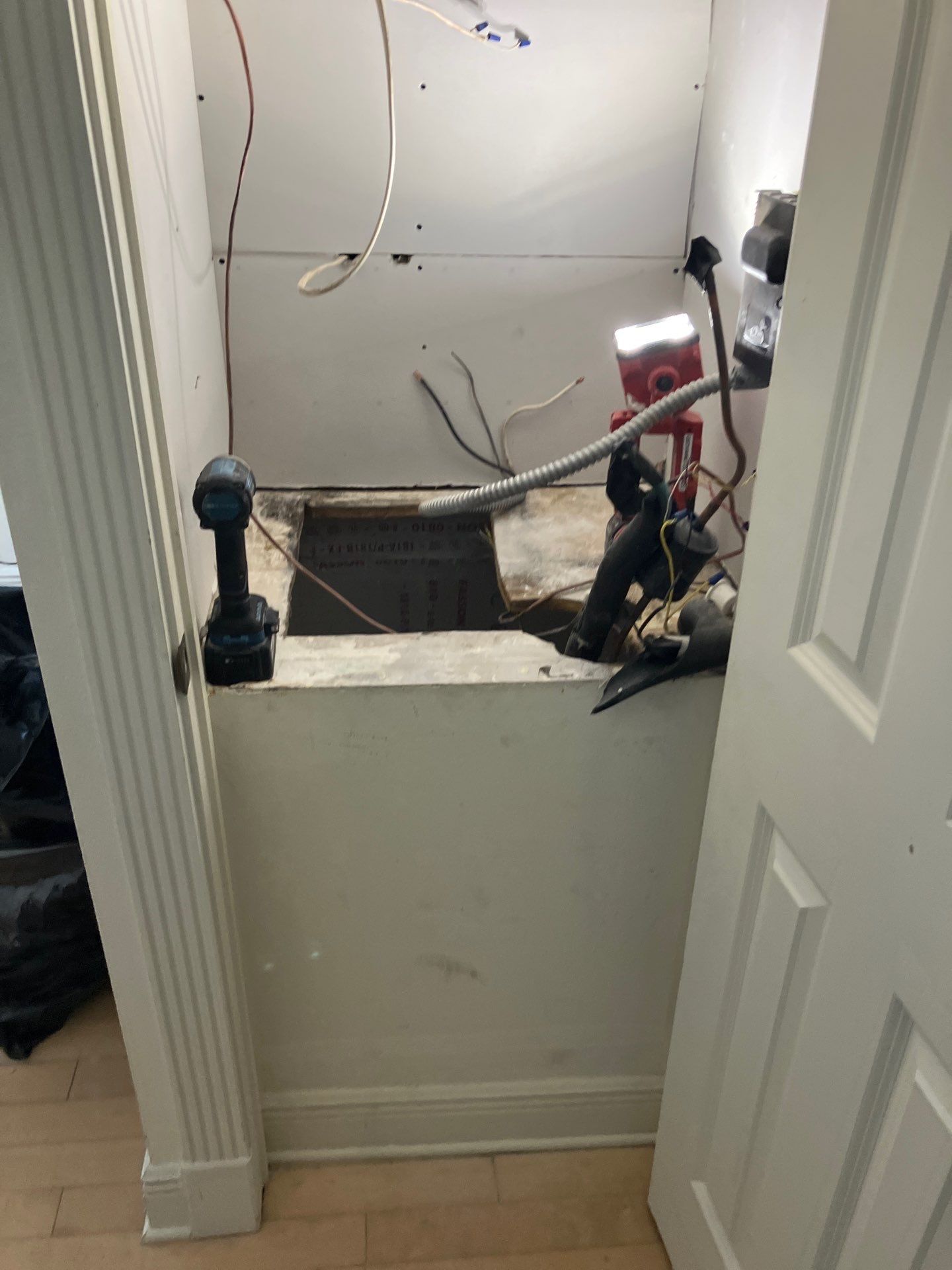 Holmes Beach AC Mold Deep Cleaning by Ampm Restoration Services 
