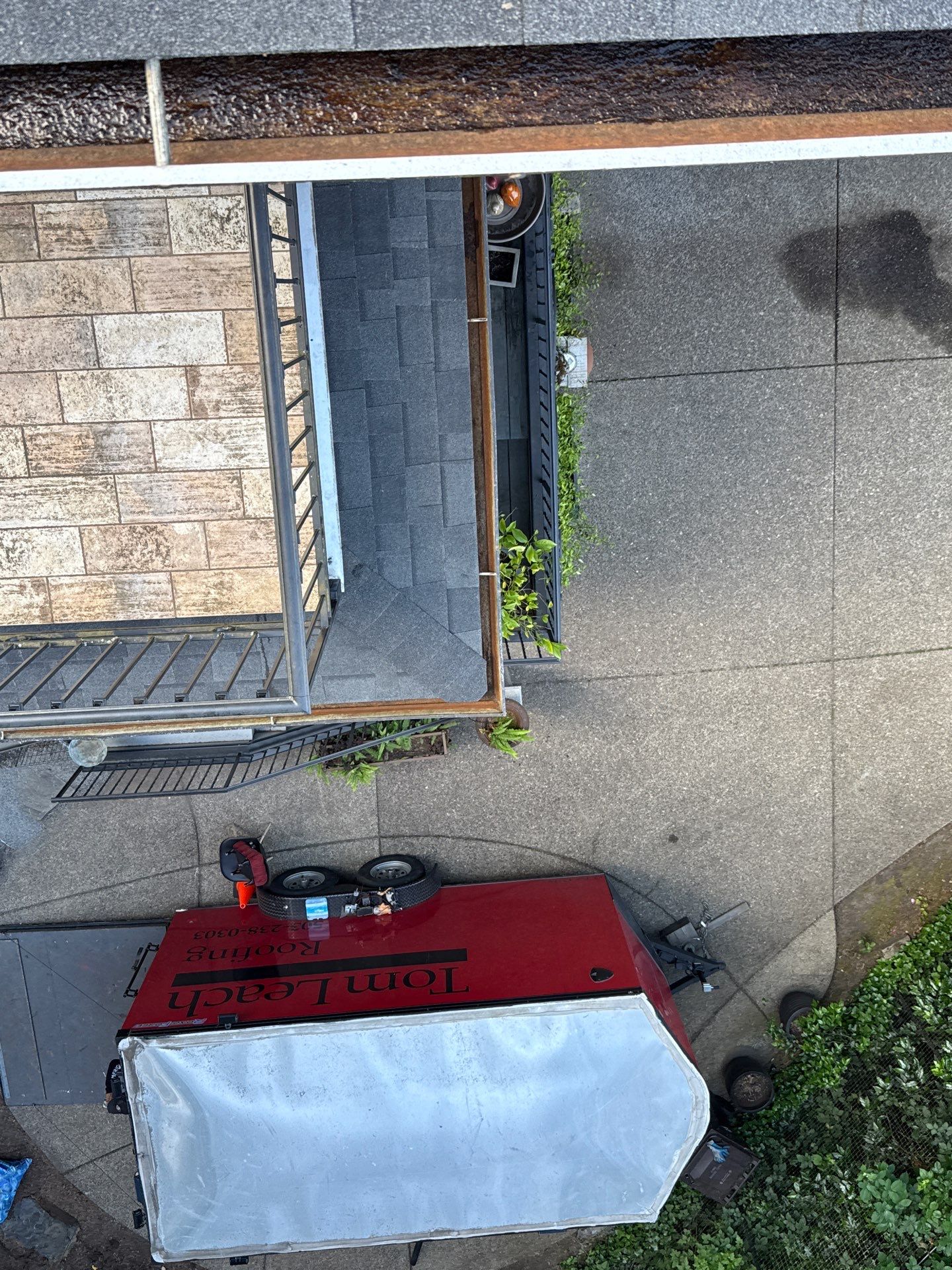 Project in West linn by Tom Leach Roofing