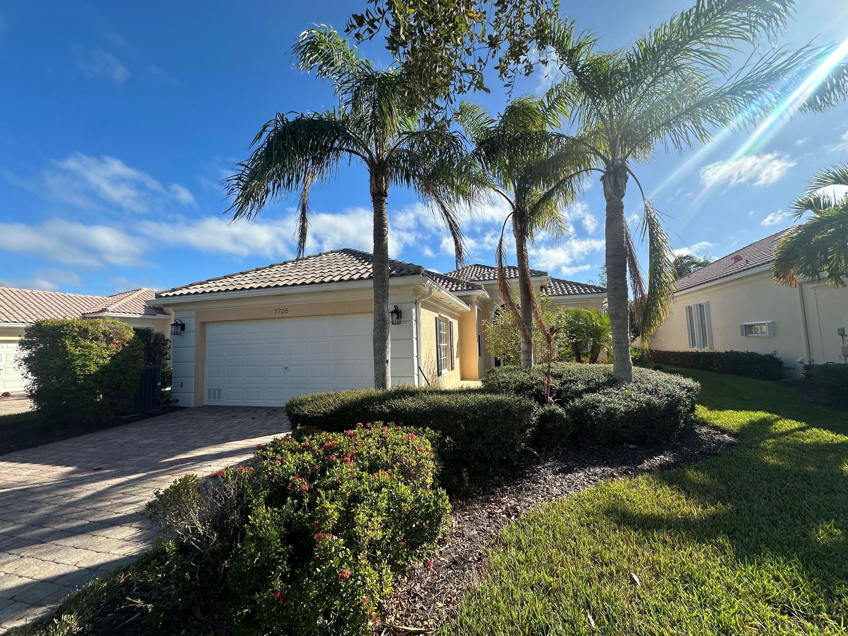 Roof Damage Claim in Sarasota by FLAPA & KeyStone