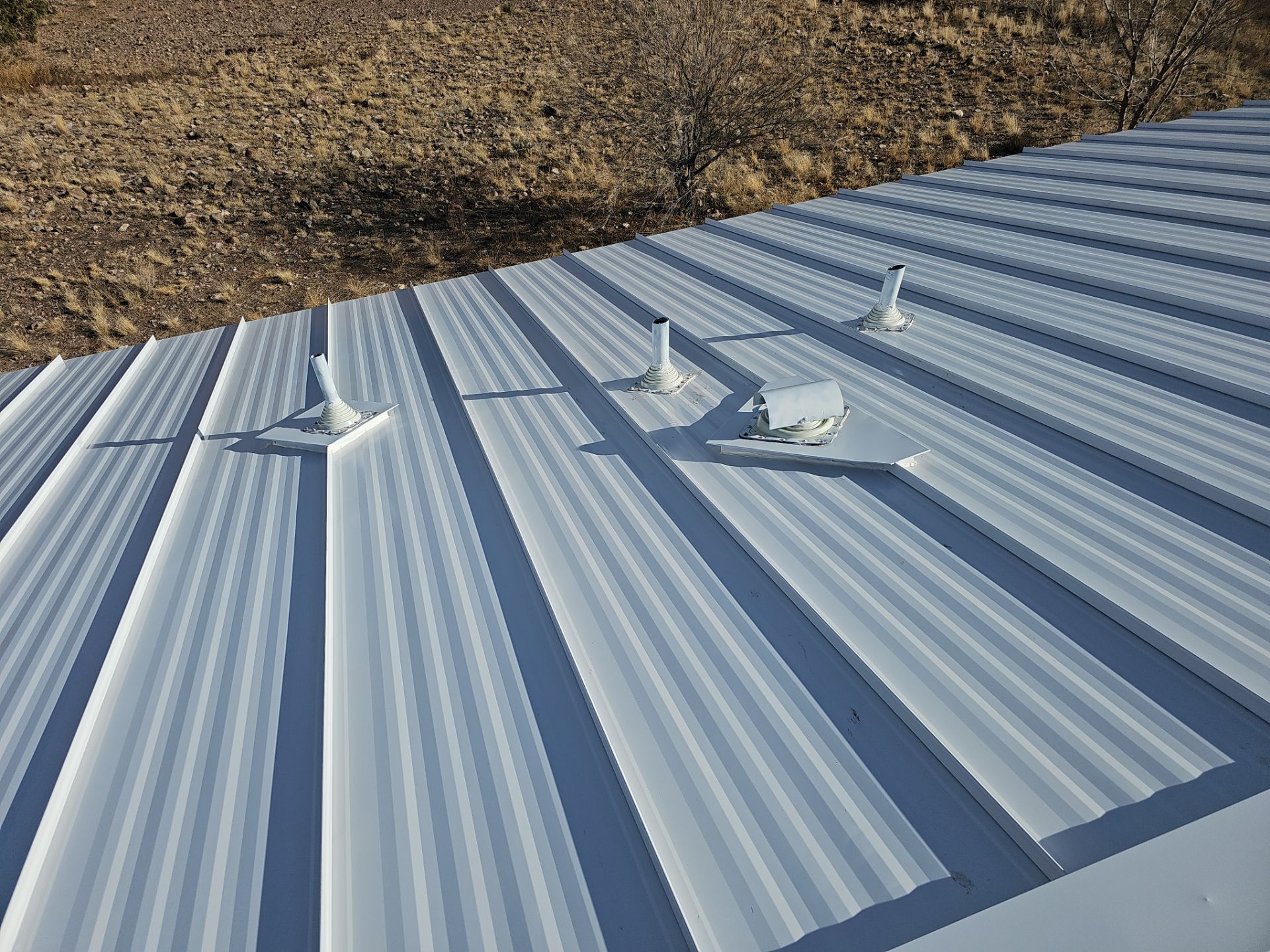 Arctic White Standing Seam by Reimagine Roofing