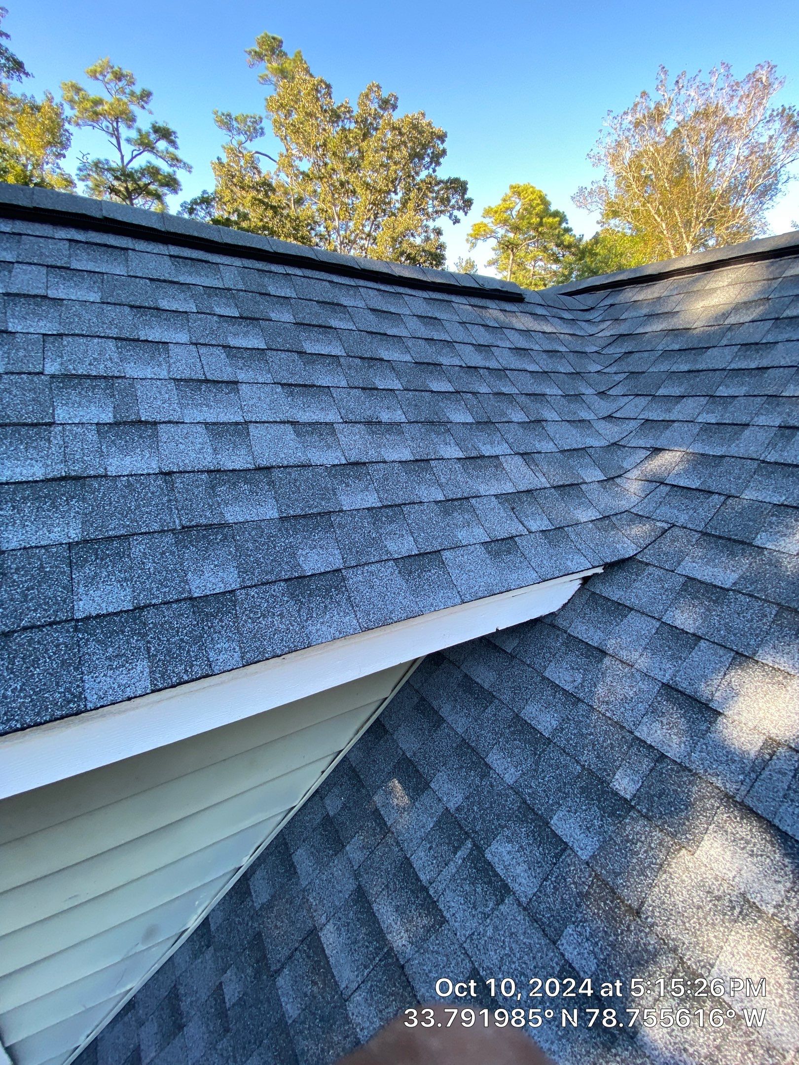 GAF HDZ - Oyster Grey by Linta Roofing