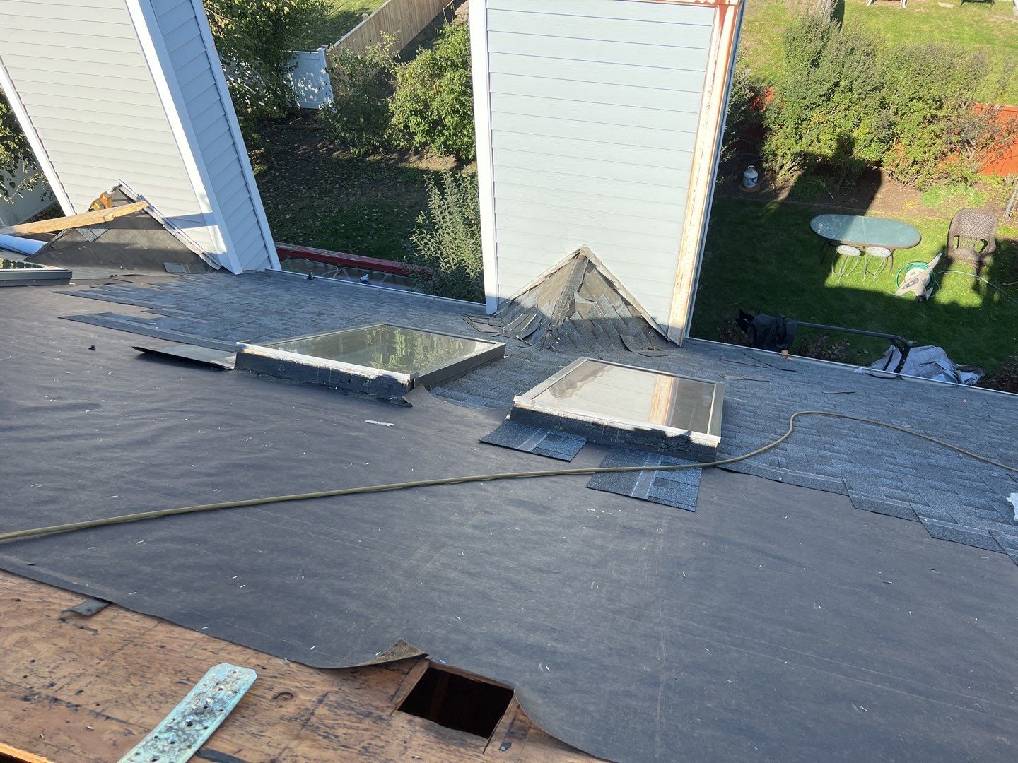 Multi-family unit roof replacement. using GAF Timberline HDZ by Pro Home Services Inc