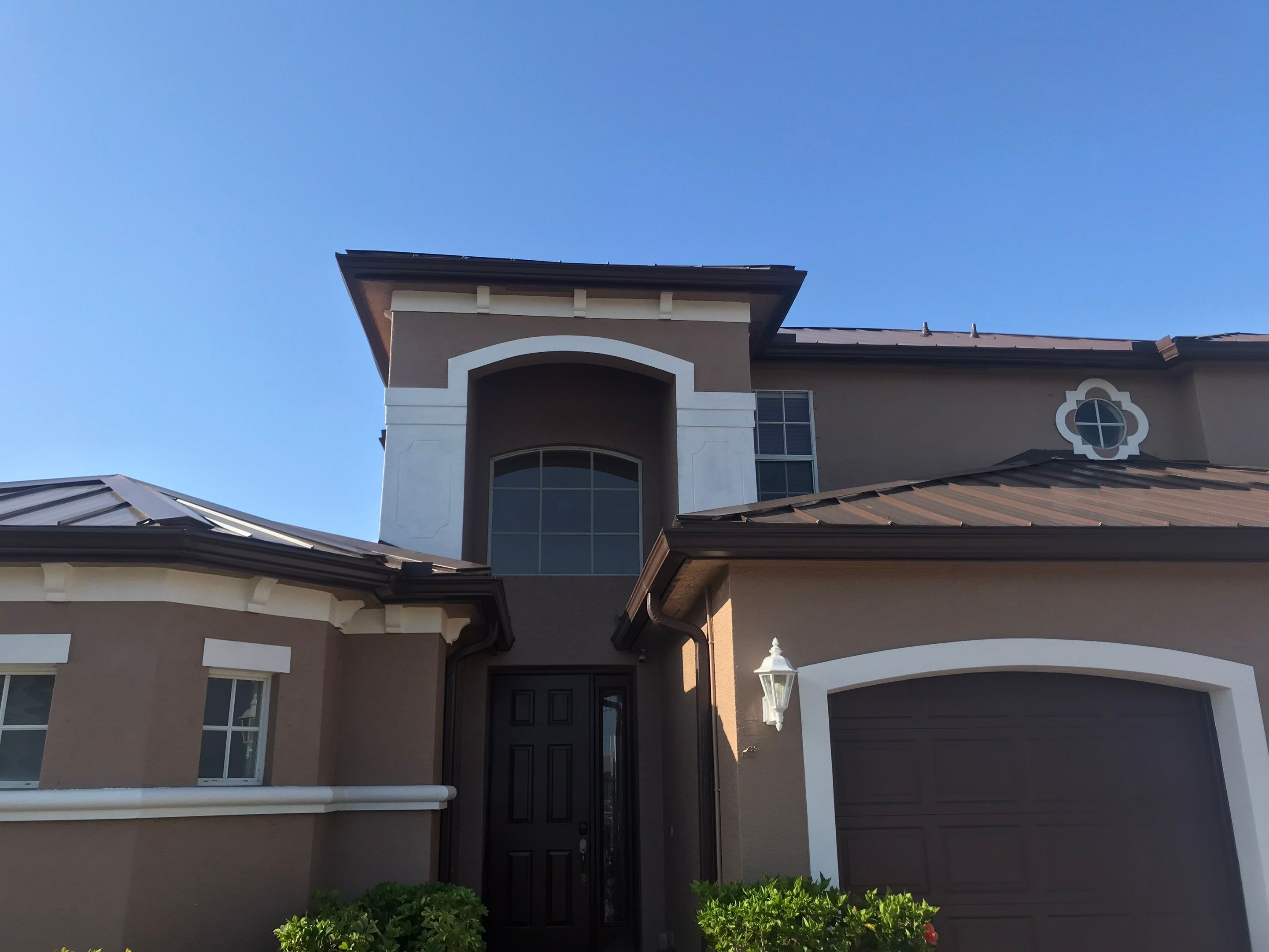 Brown Seamless Gutters using Royal Brown in Cape Coral by Gutter Professors