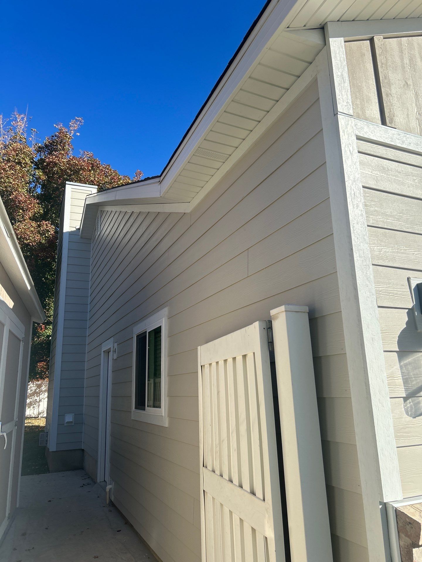 Farmington | Complete Vinyl-to-Hardie Conversion | Cobble Stone & Khaki Brown by Ideal Siding Utah
