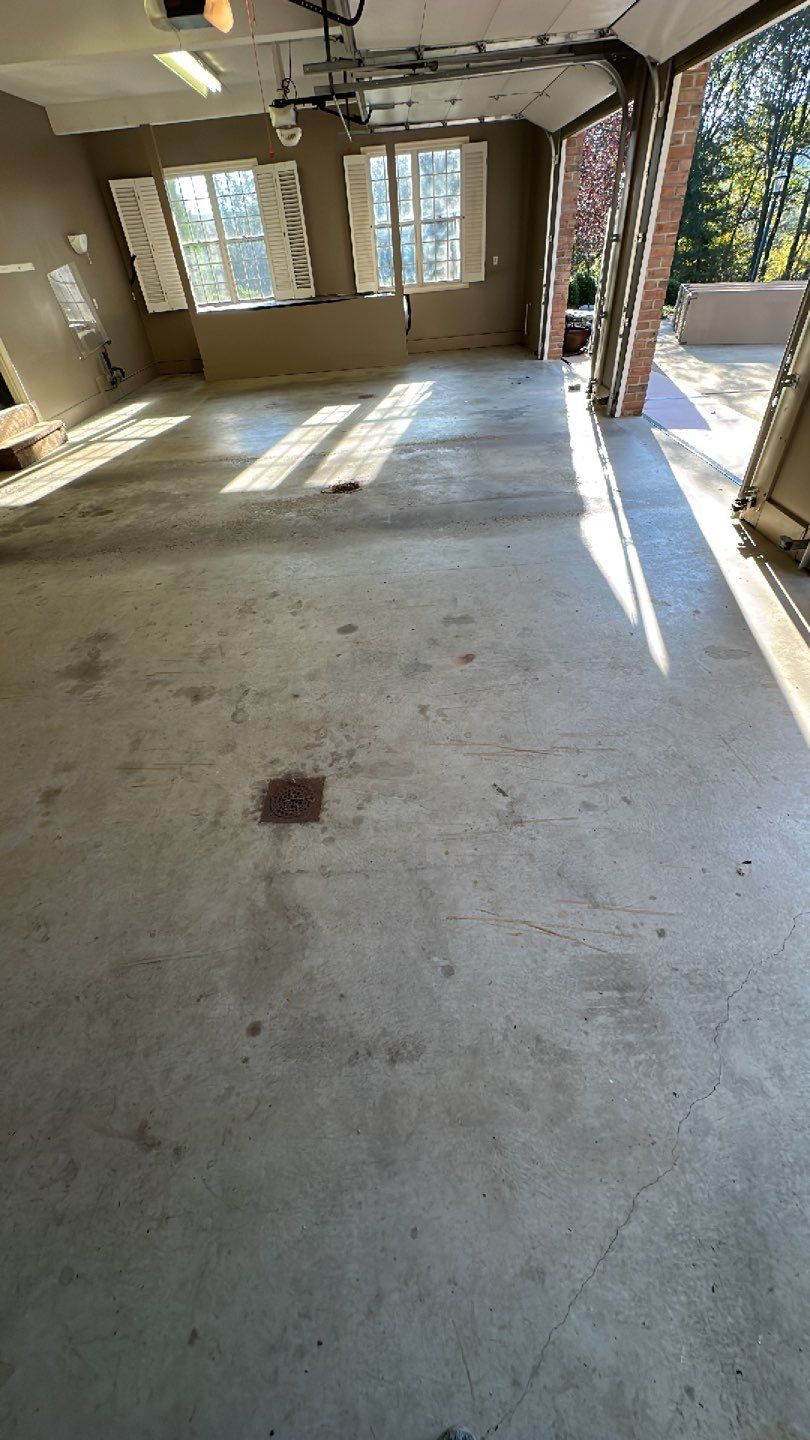 Big Garage Project in Mars by Floors in a Day, Inc