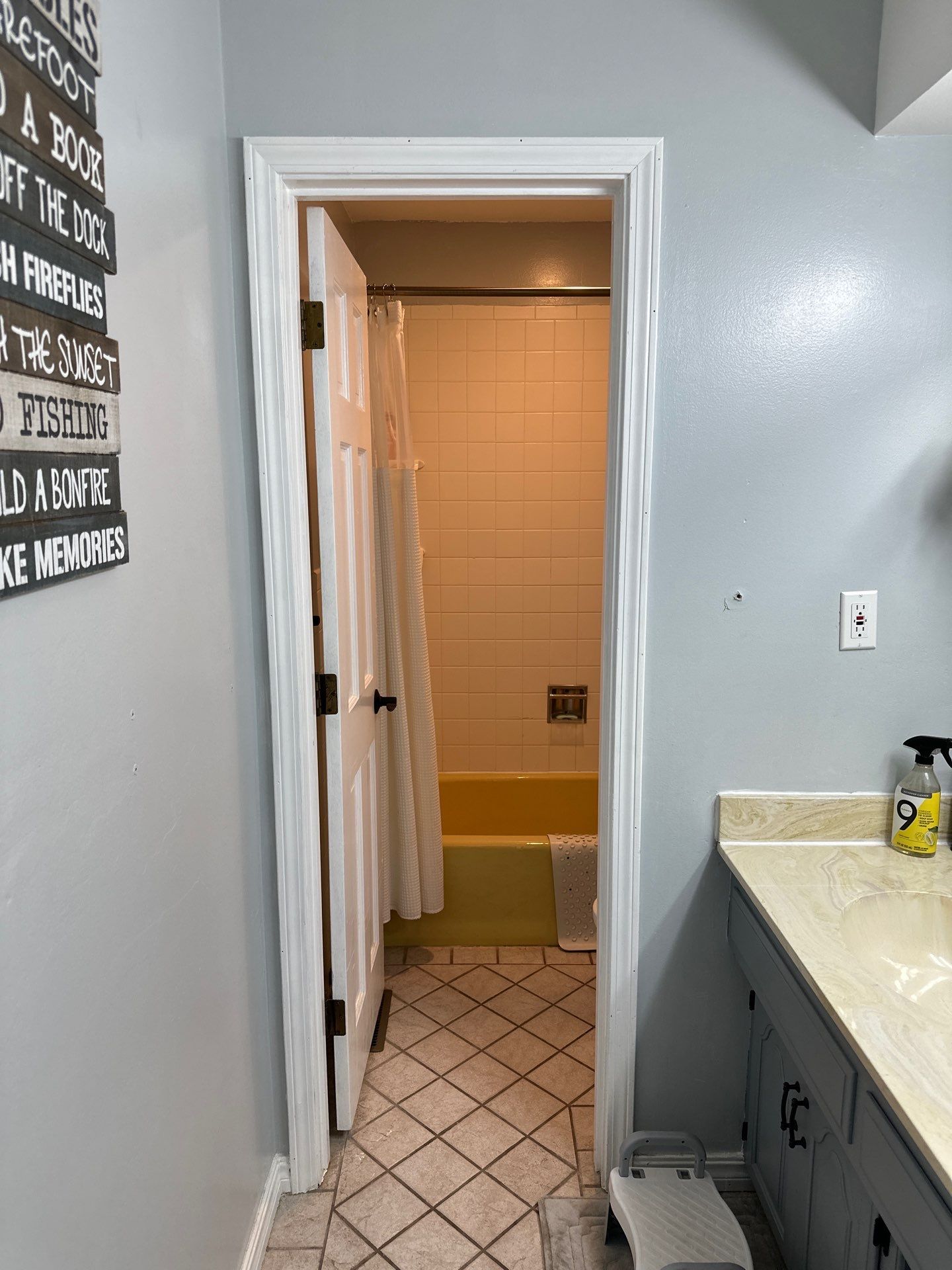Becker Lake Home Bathroom Remodel by Kitchen Works LLC
