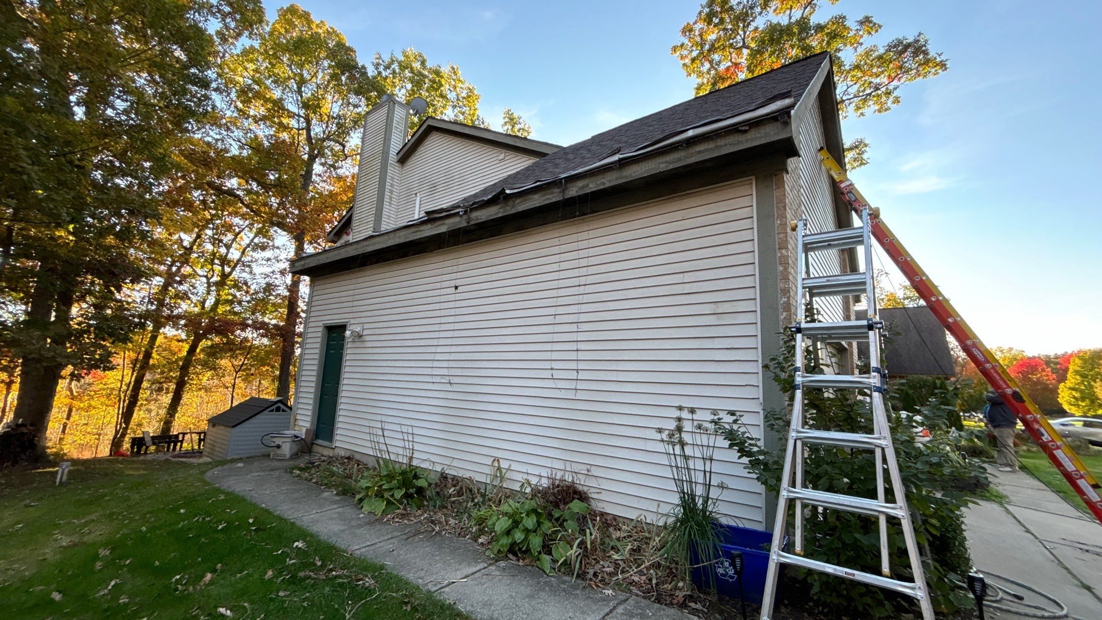 Siding Replacement using Alside Odyssey D4" by 180 Contractors