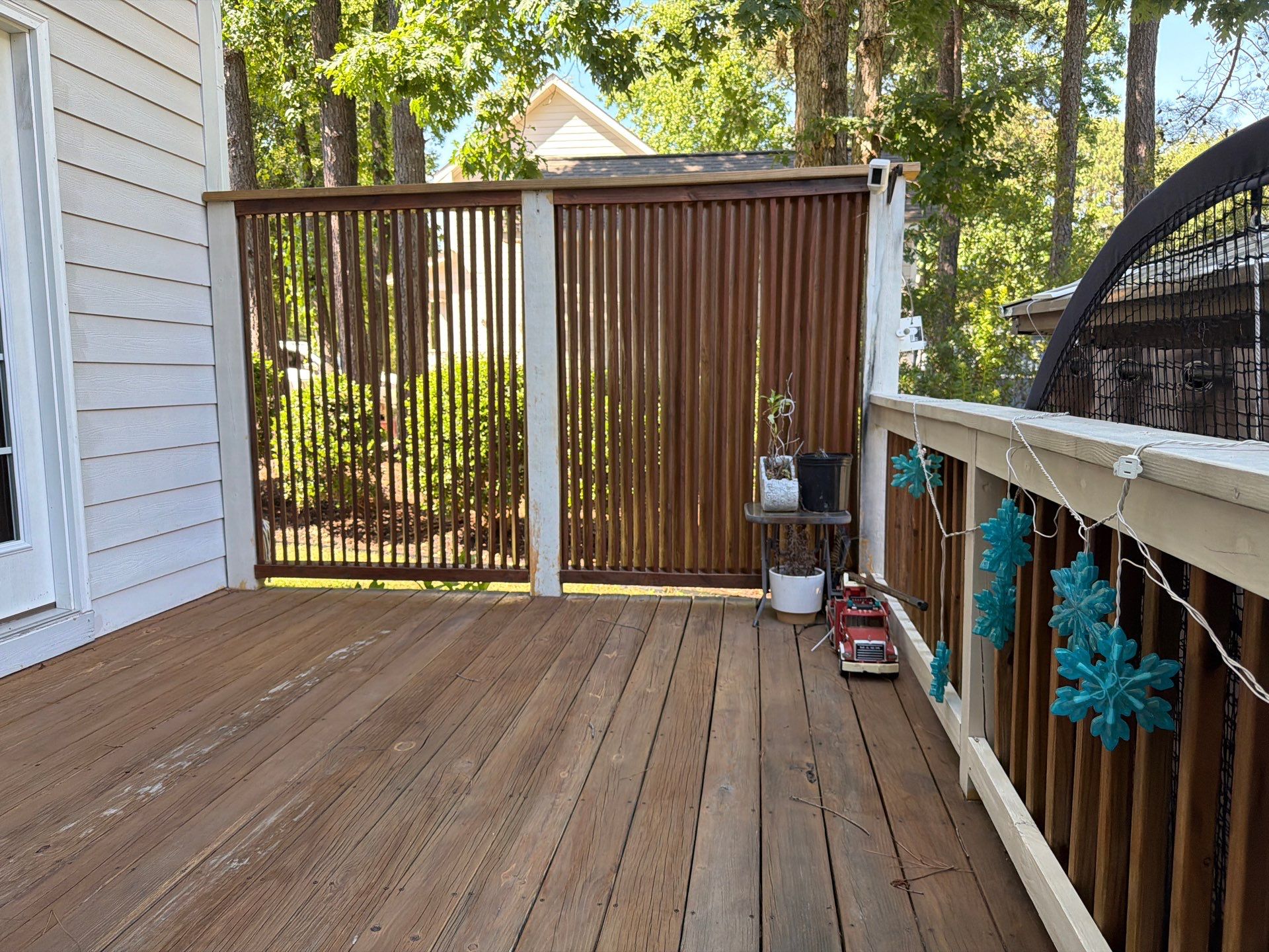 Deck using Wood Sealant by DuraSeal