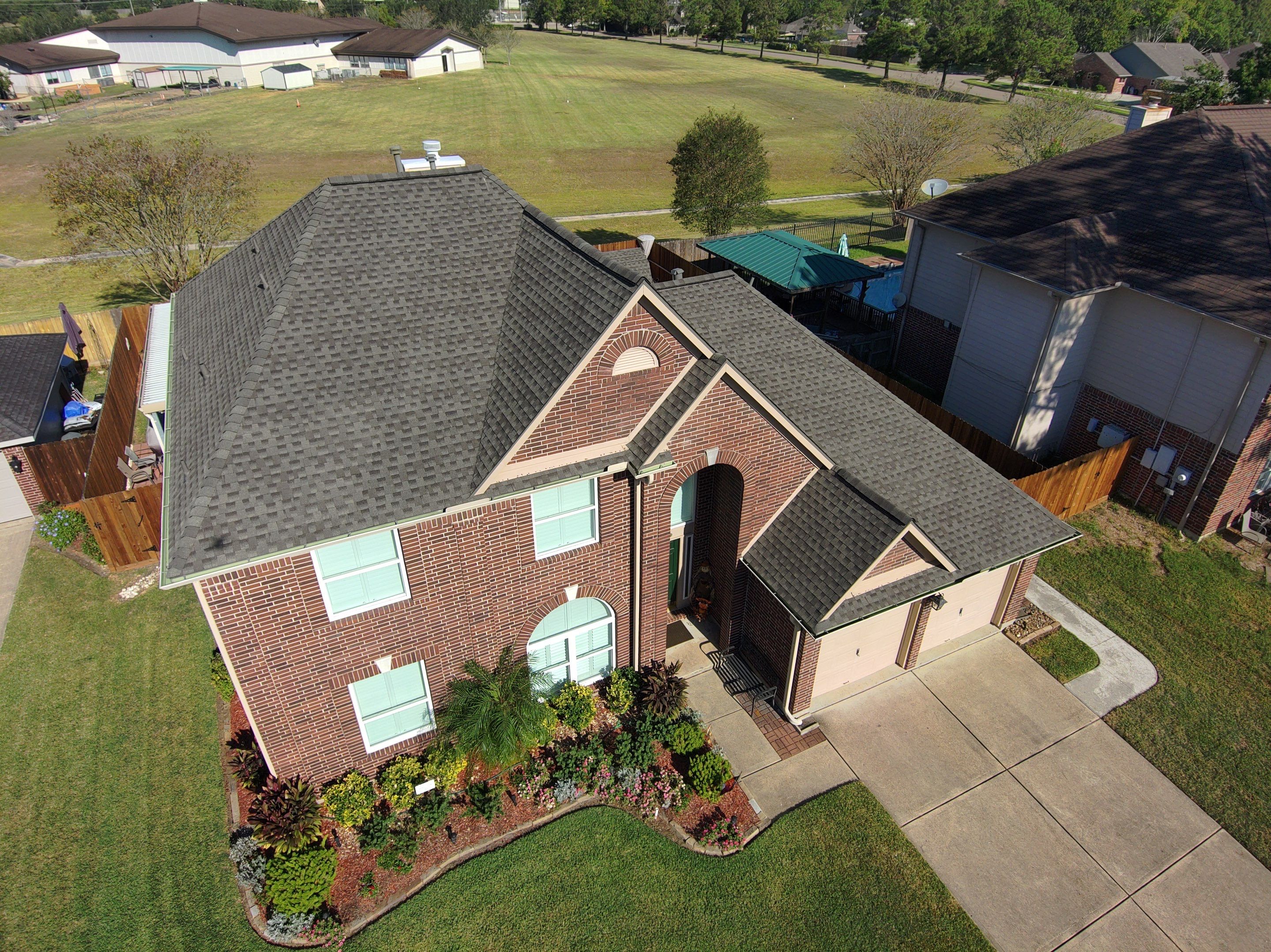 GAF HDZ - Weathered Wood by Elite Roofing LLC