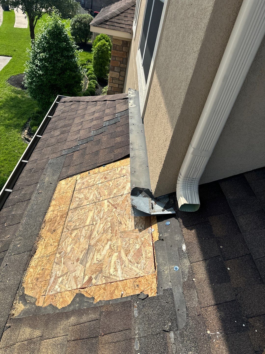 Hail Damage using Owen's Corning Duration (Lifetime) Shingles by Roof Repair Company