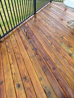 Deck using Wood Sealant