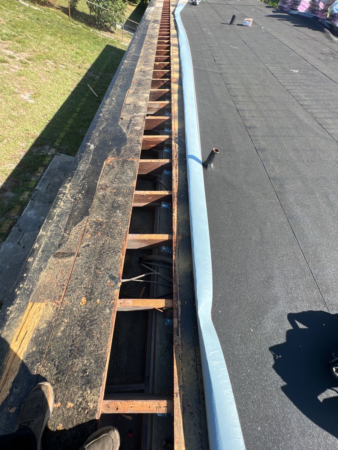 Project in St. Petersburg 33710 by Mitchell Roofing Company LLC 