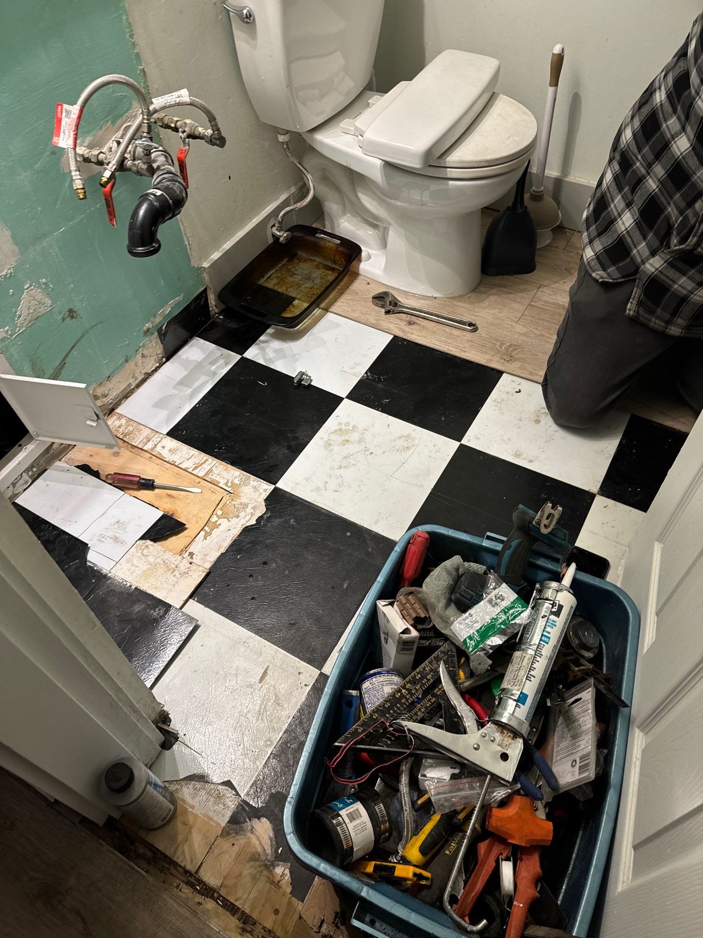 Kitchen Flooring & Bathroom Upgrade by YVR Construction Group