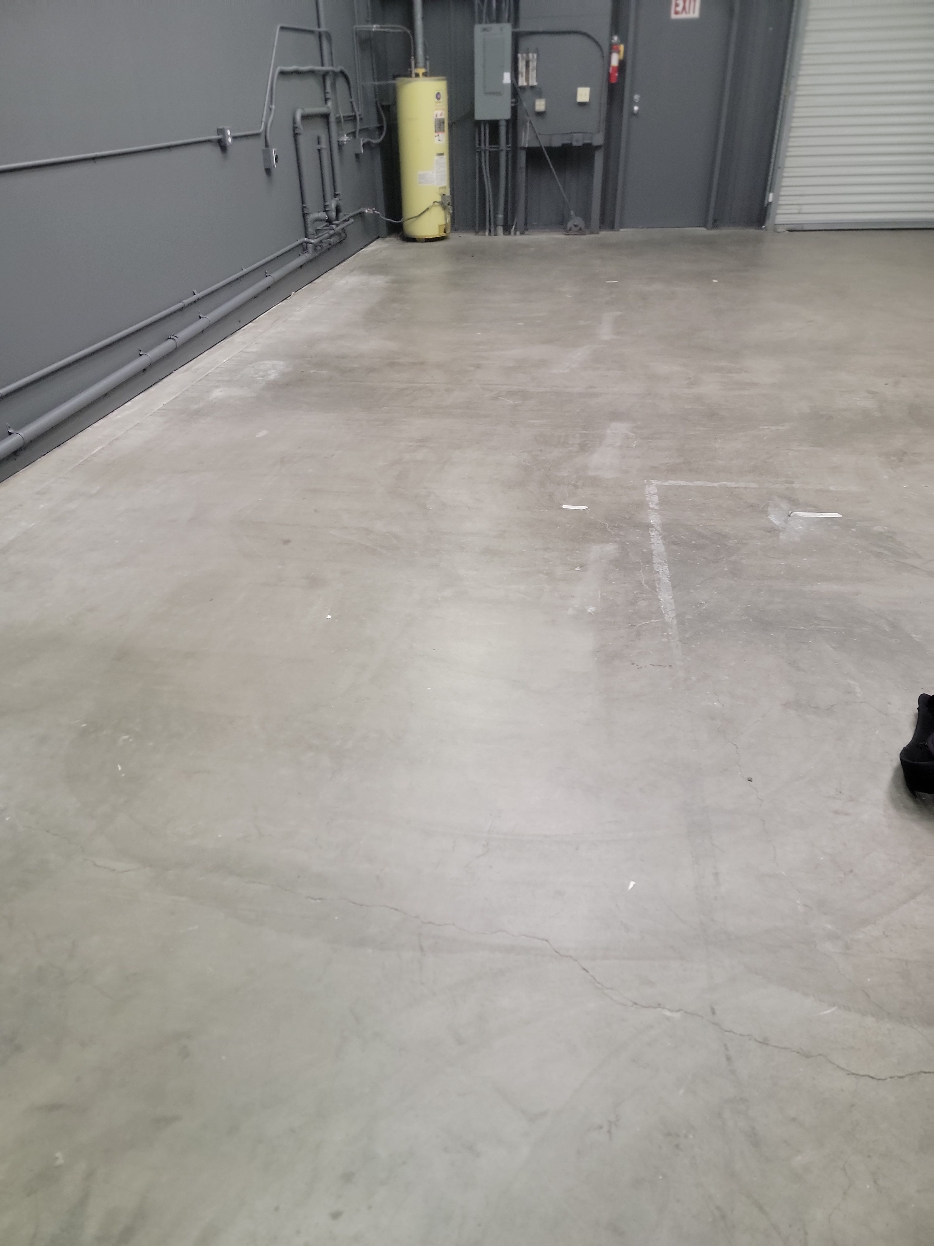 Custom Chip Polyurea Floor Coating for San Luis Obispo Commercial Unit by MGP Coatings