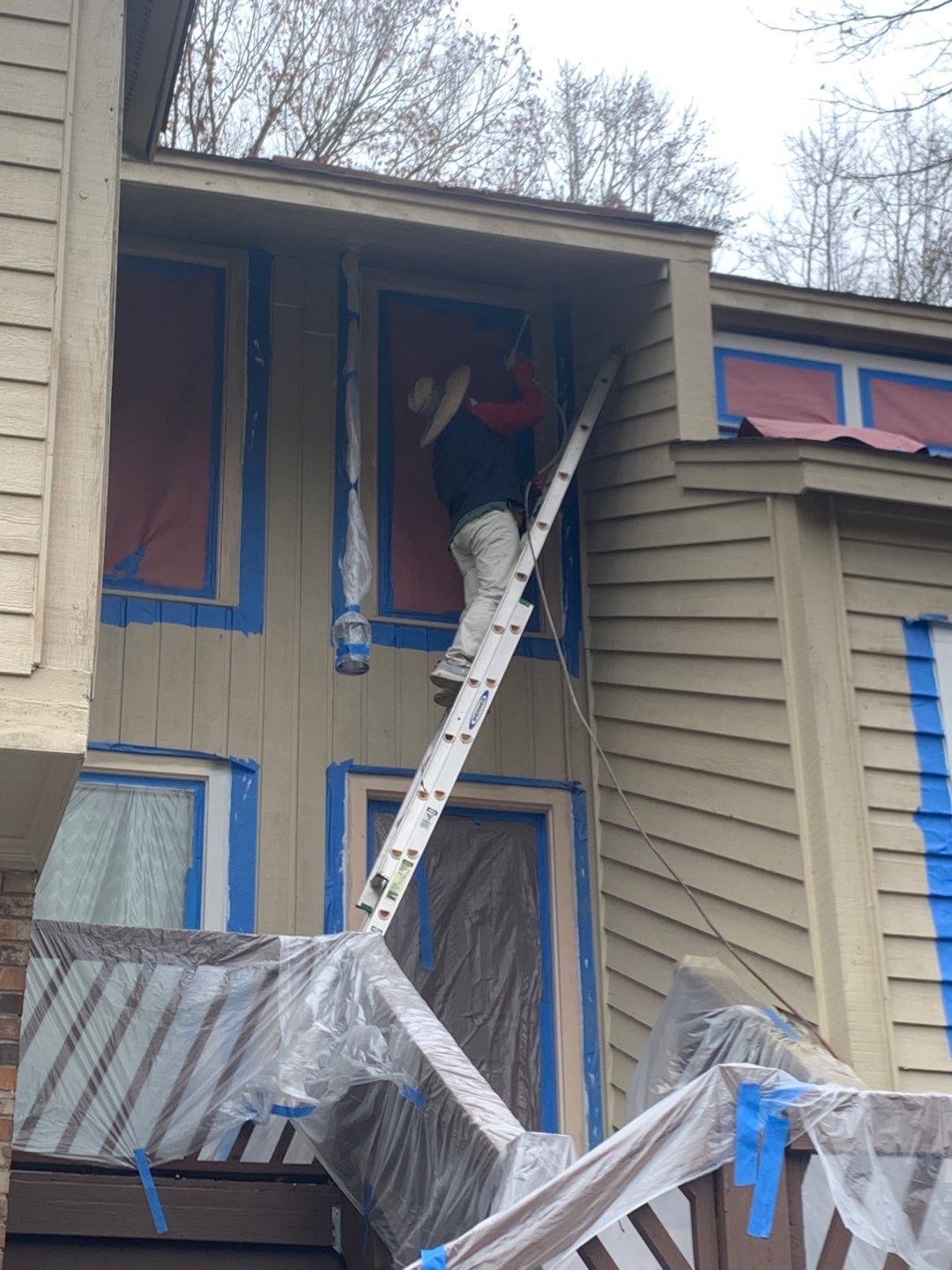 Exterior renovation using James Hardie Siding and Simonton Windows by Indigo State Roofing