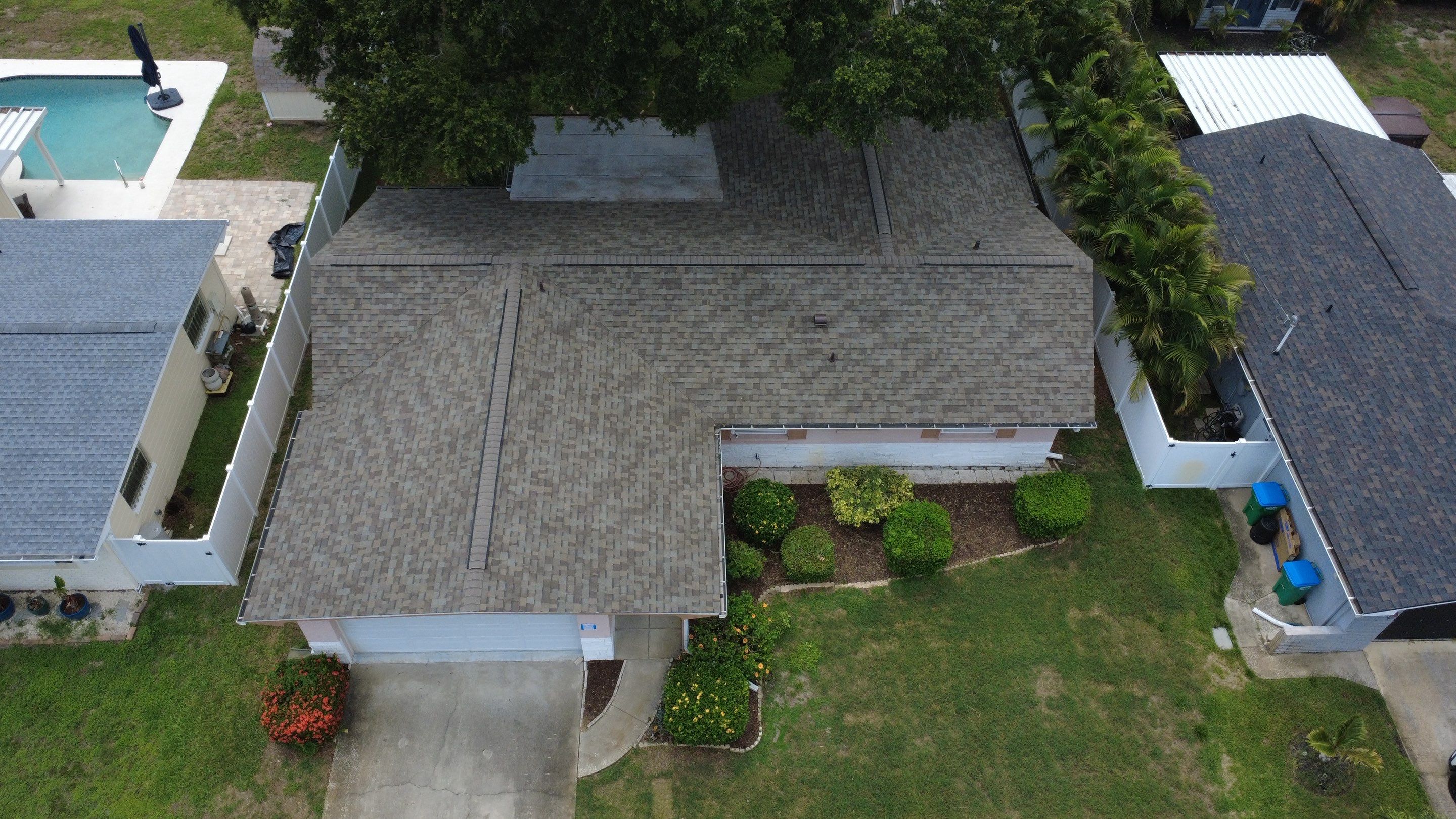 Roof replacement in Seminole, FL by Steadfast Roofing 