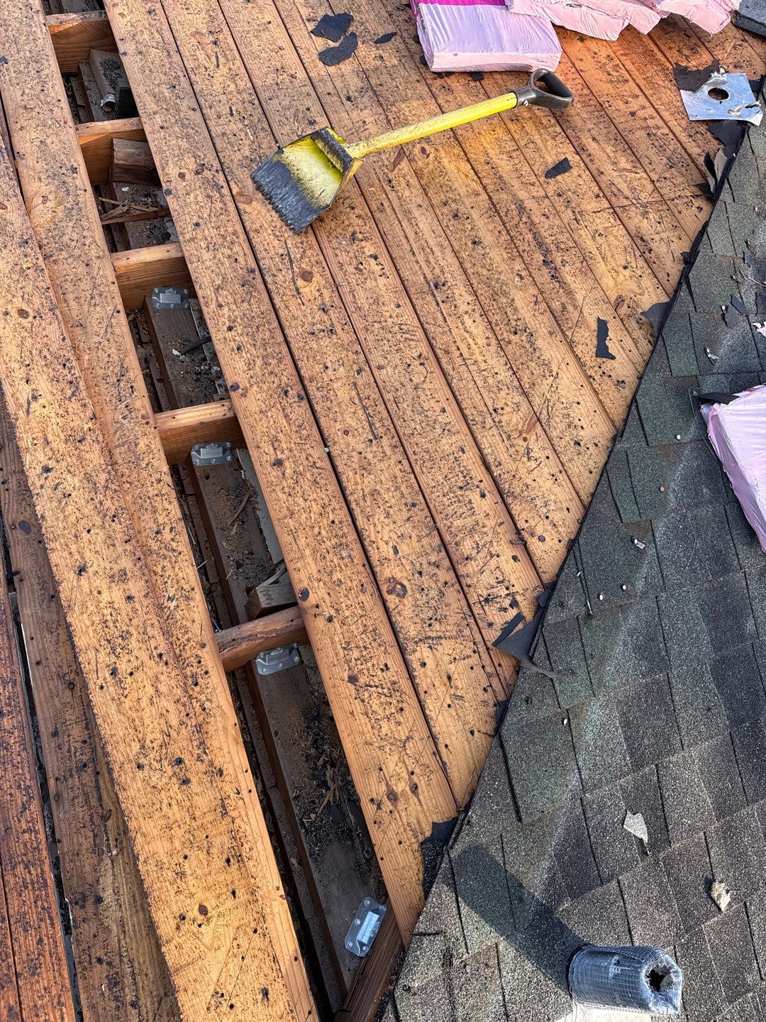 Project in Gulfport 33707 by Mitchell Roofing Company LLC
