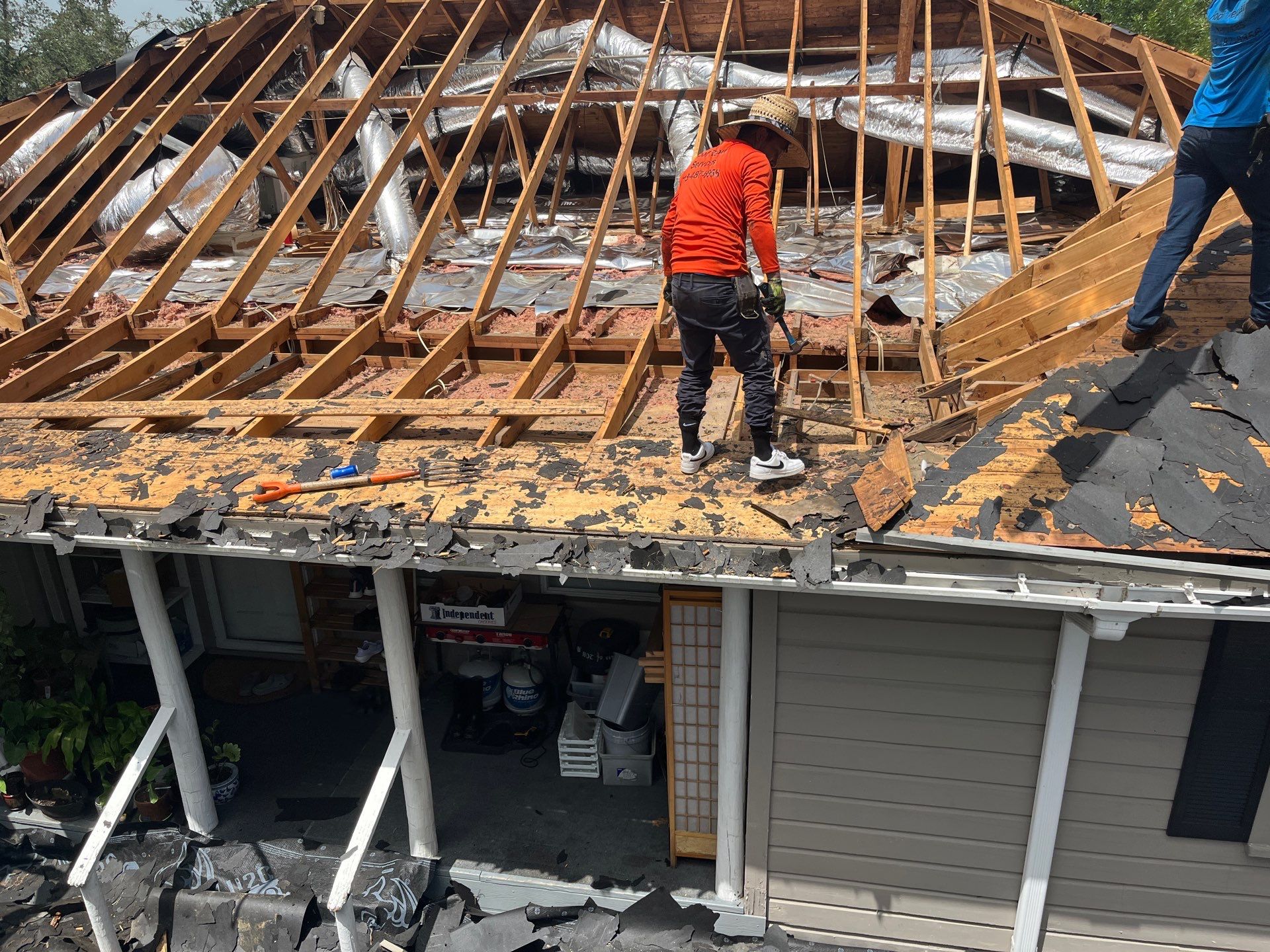 Residential Roofing Installation using Owen's Corning Duration (Lifetime) Shingles by Roof Repair Company