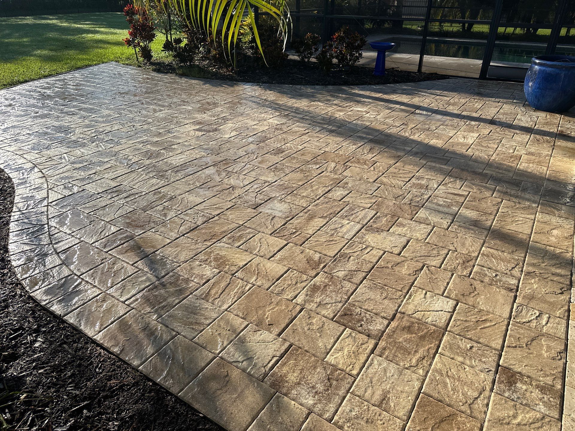 Paver Patio/Lanai & Driveway Cleaning in Winding River, Bradenton, FL | Sunshine AquaWash by Sunshine AquaWash