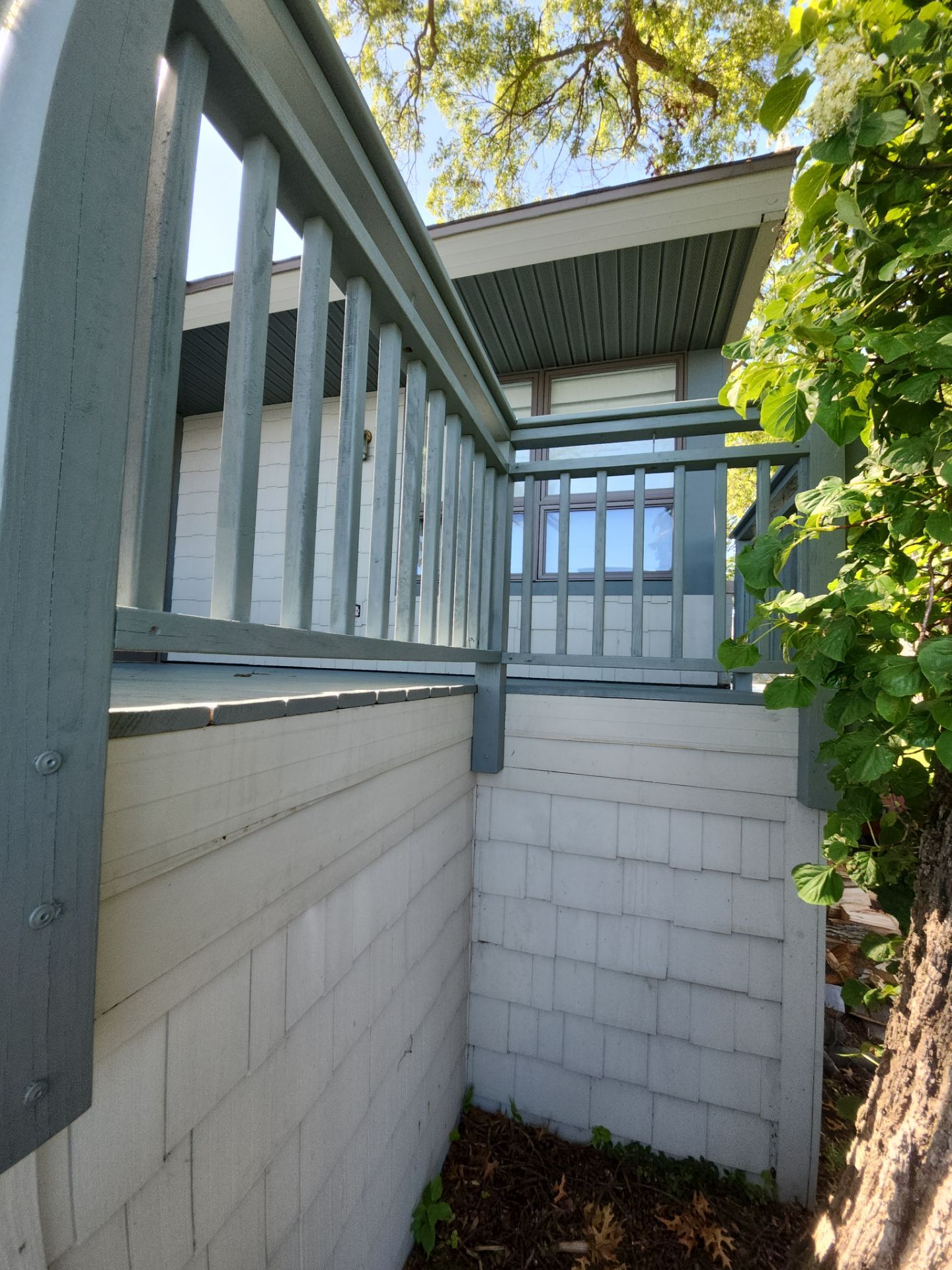 Deck Staining and Pressure Washing by Gordon Painting