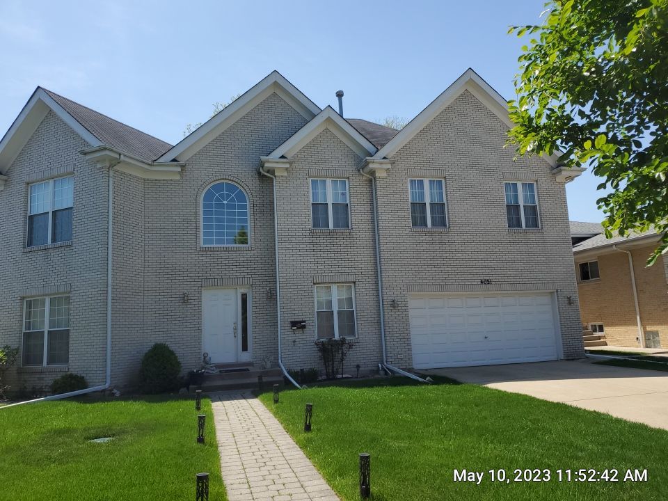 Lincolnwood, IL house washing, and patios by Northern Power Washing LLC.