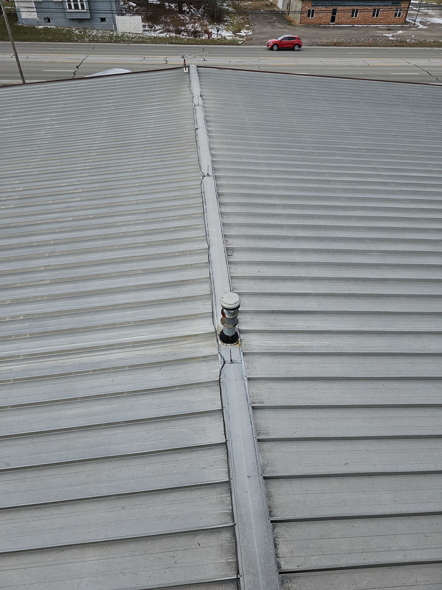 HP Starr For Lezzer Lumber  by 768 ROOF, LLC.