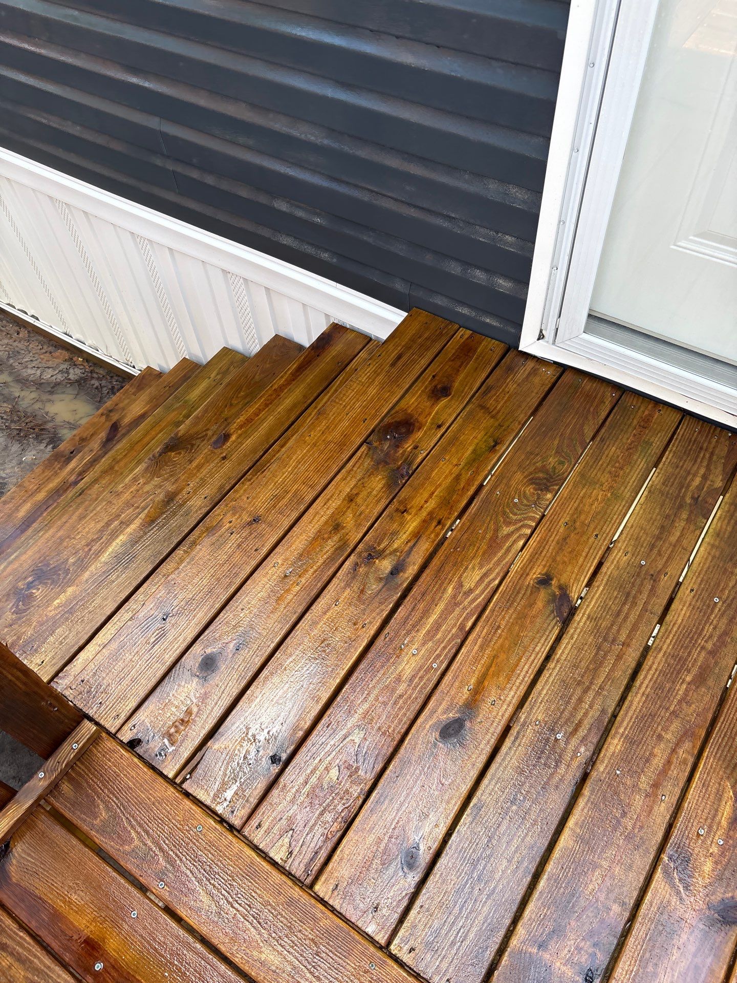 Deck using Wood Sealant by DuraSeal