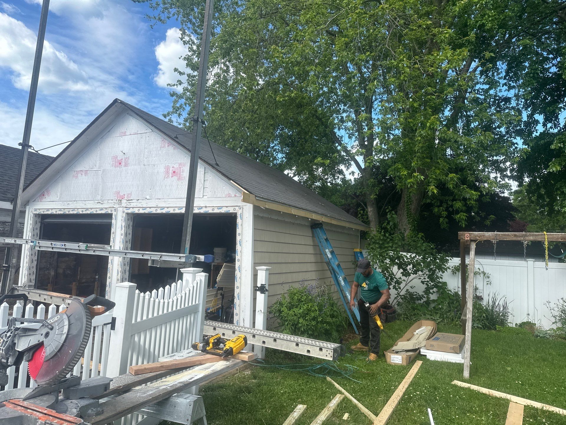 Siding Installation using CertainTeed Mainstreet Vinyl Siding - Savannah Wicker by A Plus Exterior