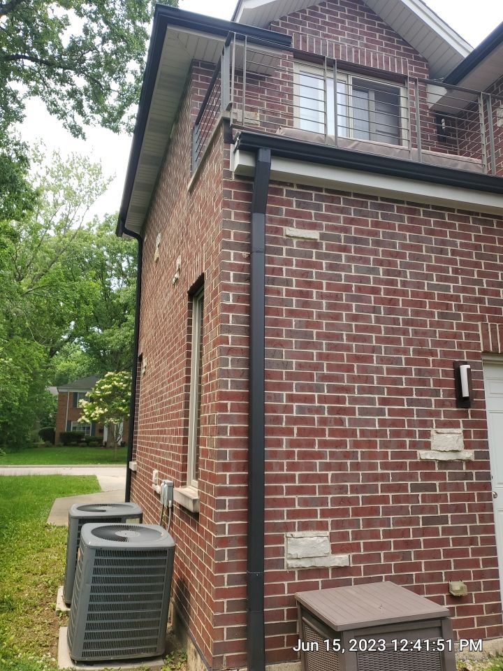 Highland Park, IL Bluestone, concrete,  Trex deck cleaning by Northern Power Washing LLC.