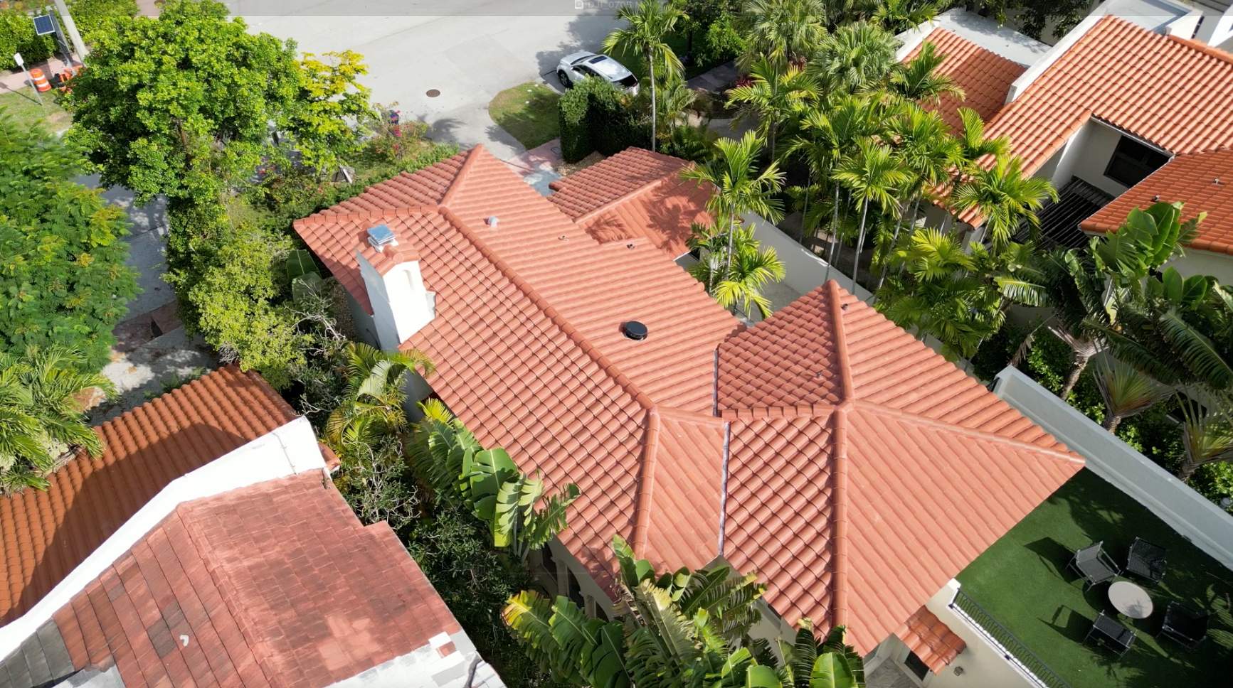 Crown - Sanibel - Sunburst by Istueta Roofing