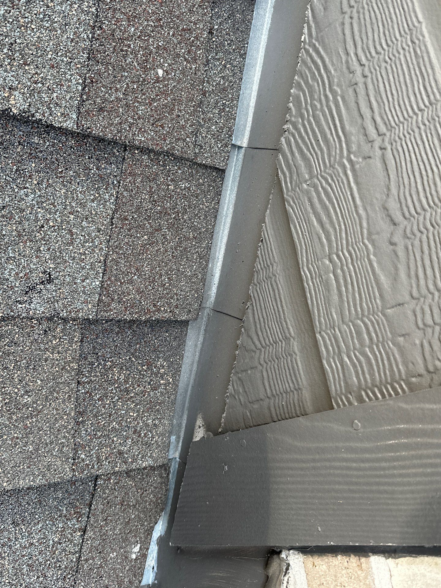 Hail Damage using Owen's Corning Duration (Lifetime) Shingles by Roof Repair Company