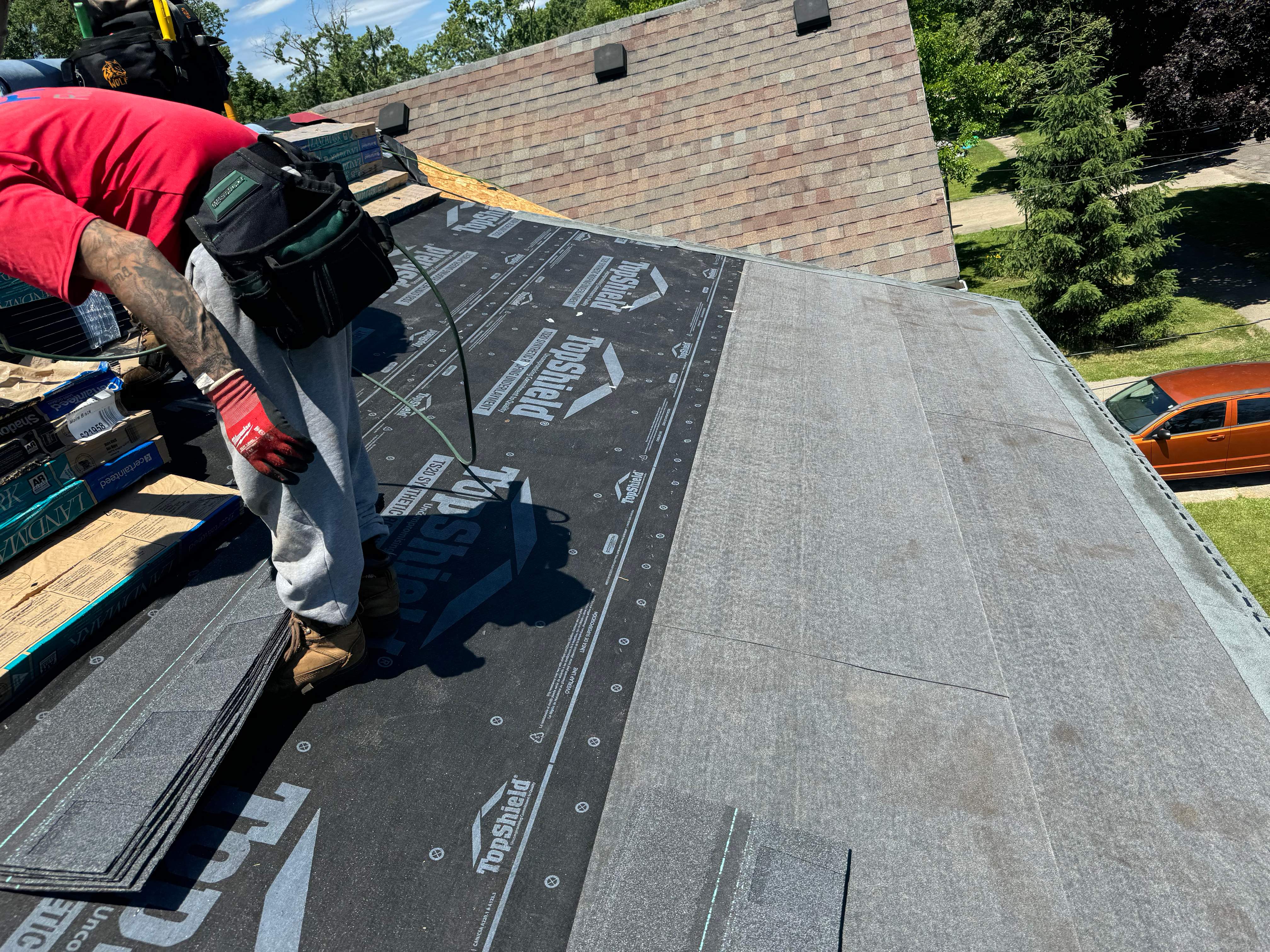 Residential Roofing Installation using Certainteed by GRACCO
