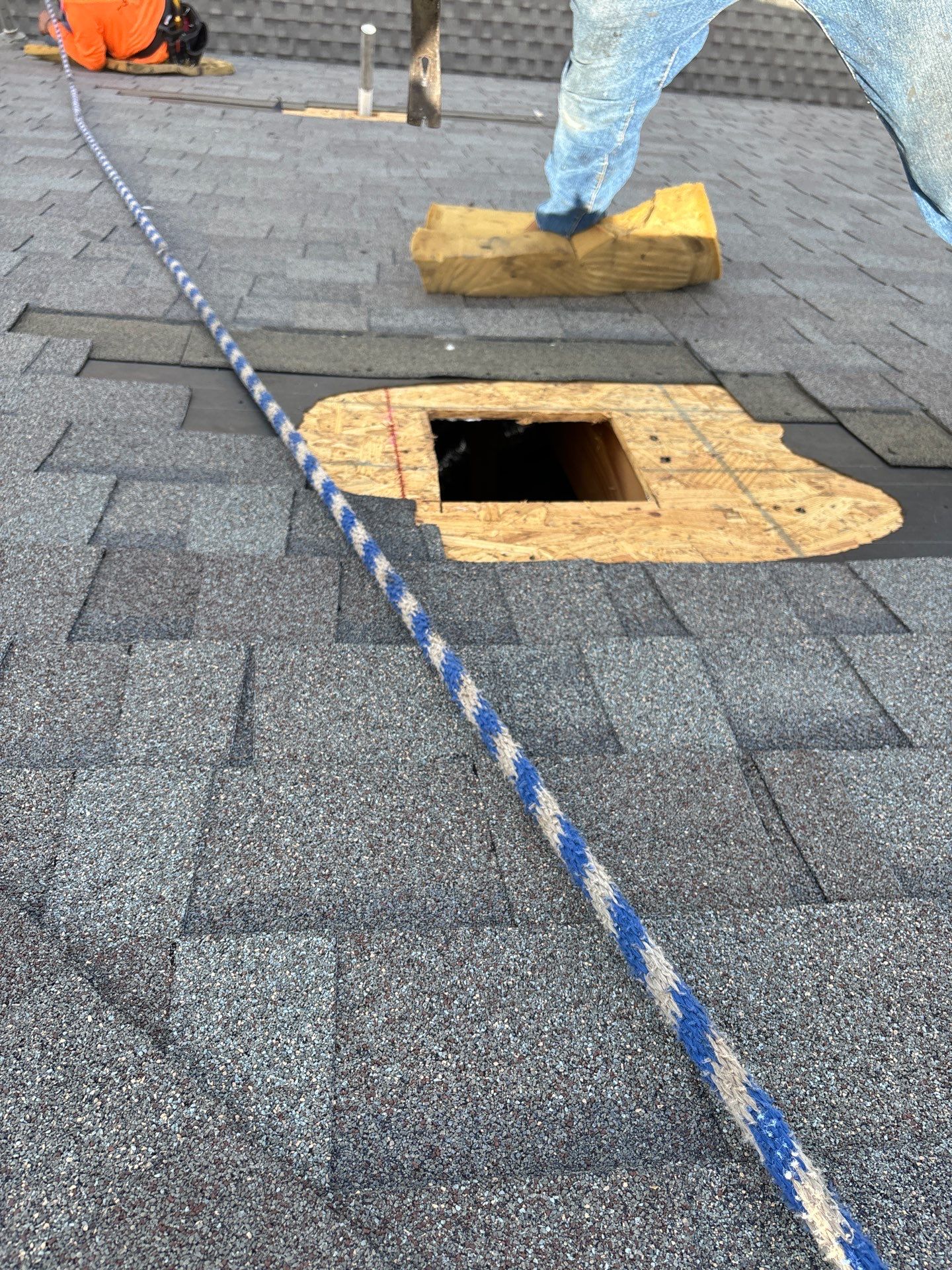 Residential Roofing Installation using Owen's Corning Duration (Lifetime) Shingles by Roof Repair Company