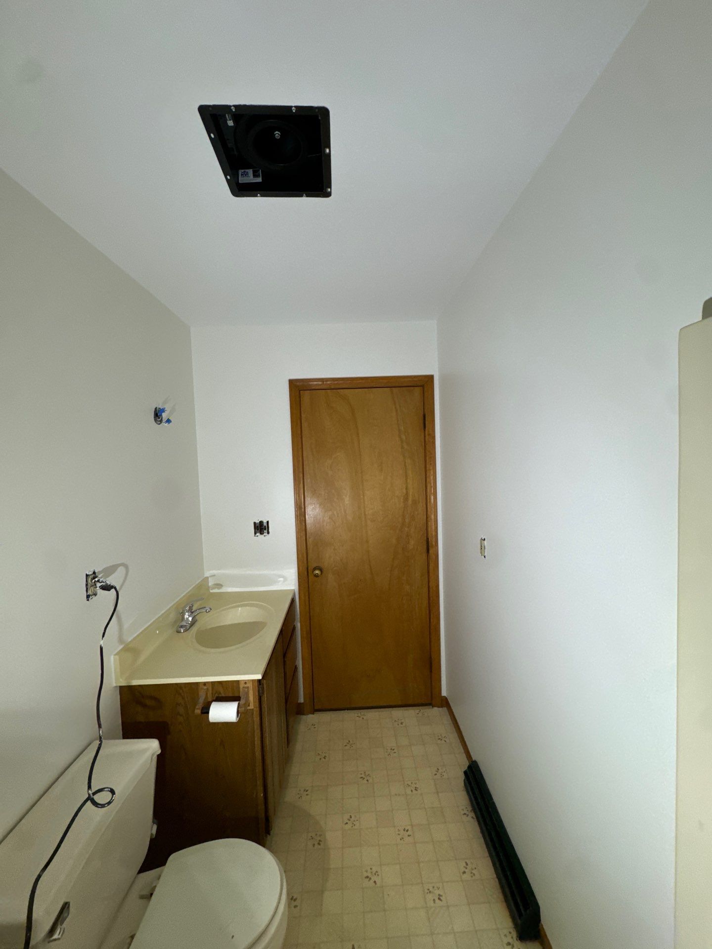 Bathroom Refresh in Muskegon Michigan, 49445 by Gordon Painting