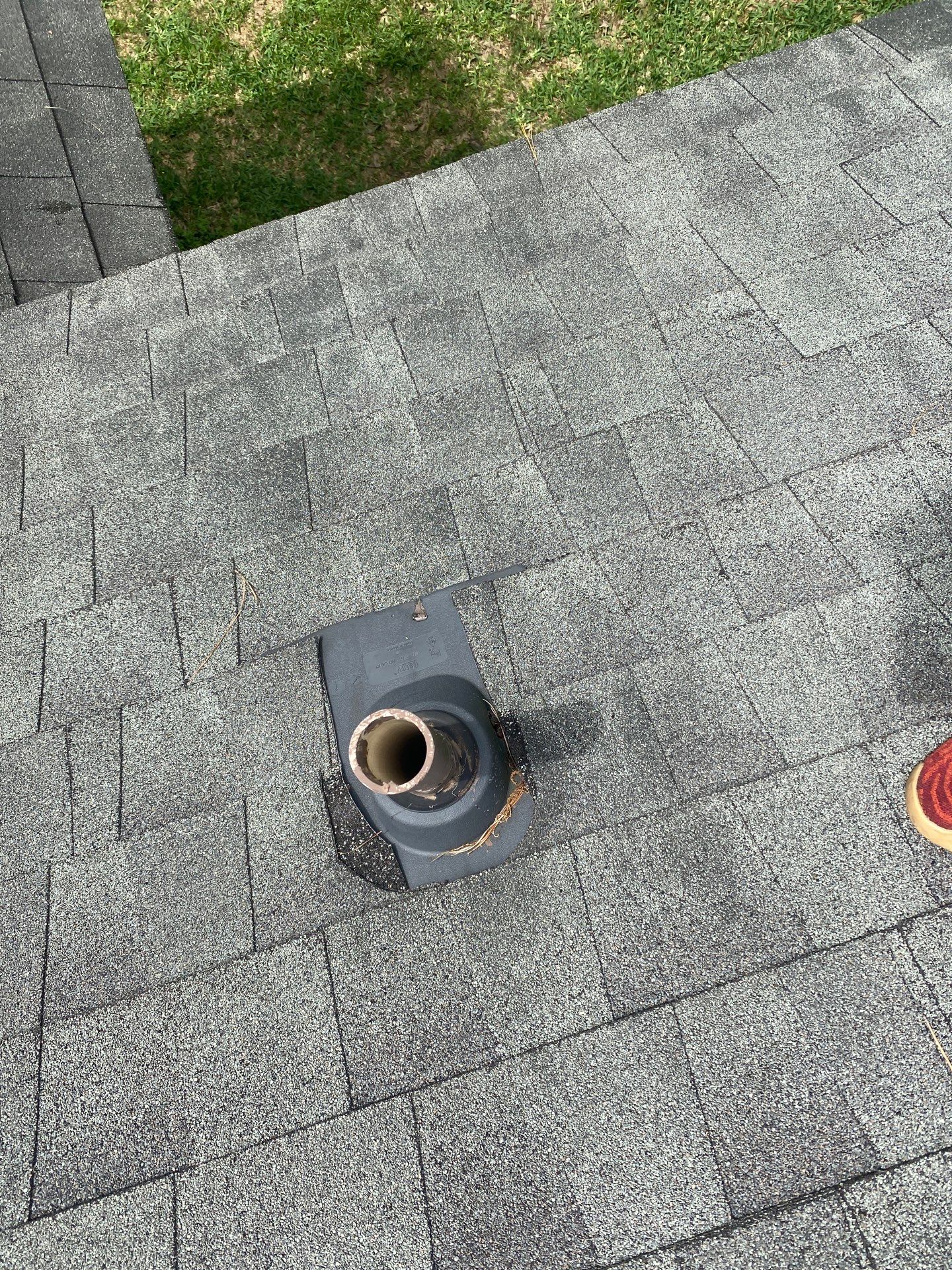 Hail Damage using Owen's Corning Duration (Lifetime) Shingles by Roof Repair Company