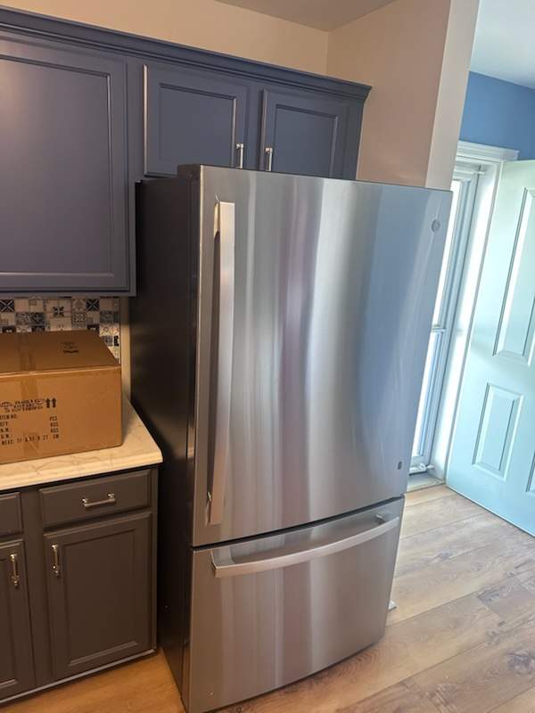 Modern Kitchen Remodel with Two-Tone Shaker Cabinets – Middletown, DE by Laser Focused Solutions LLC