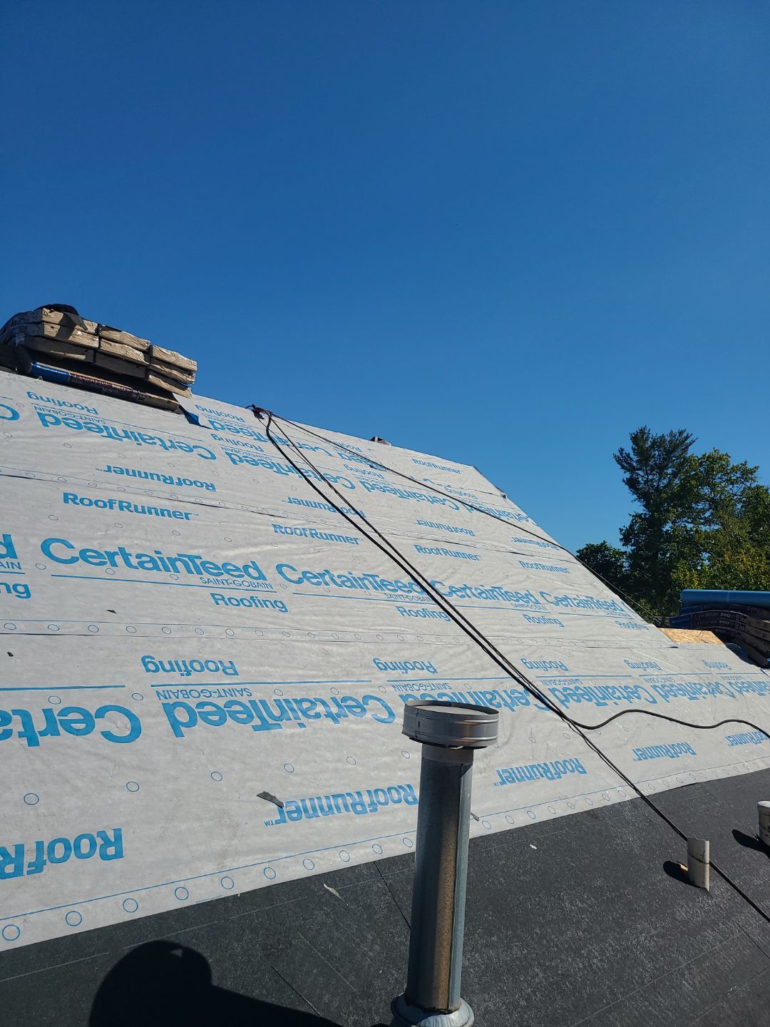 Falls Church: Residential Roof Replacement with CertainTeed Landmark Pro in Max Def Colonial Slate by RM Banning, Inc.