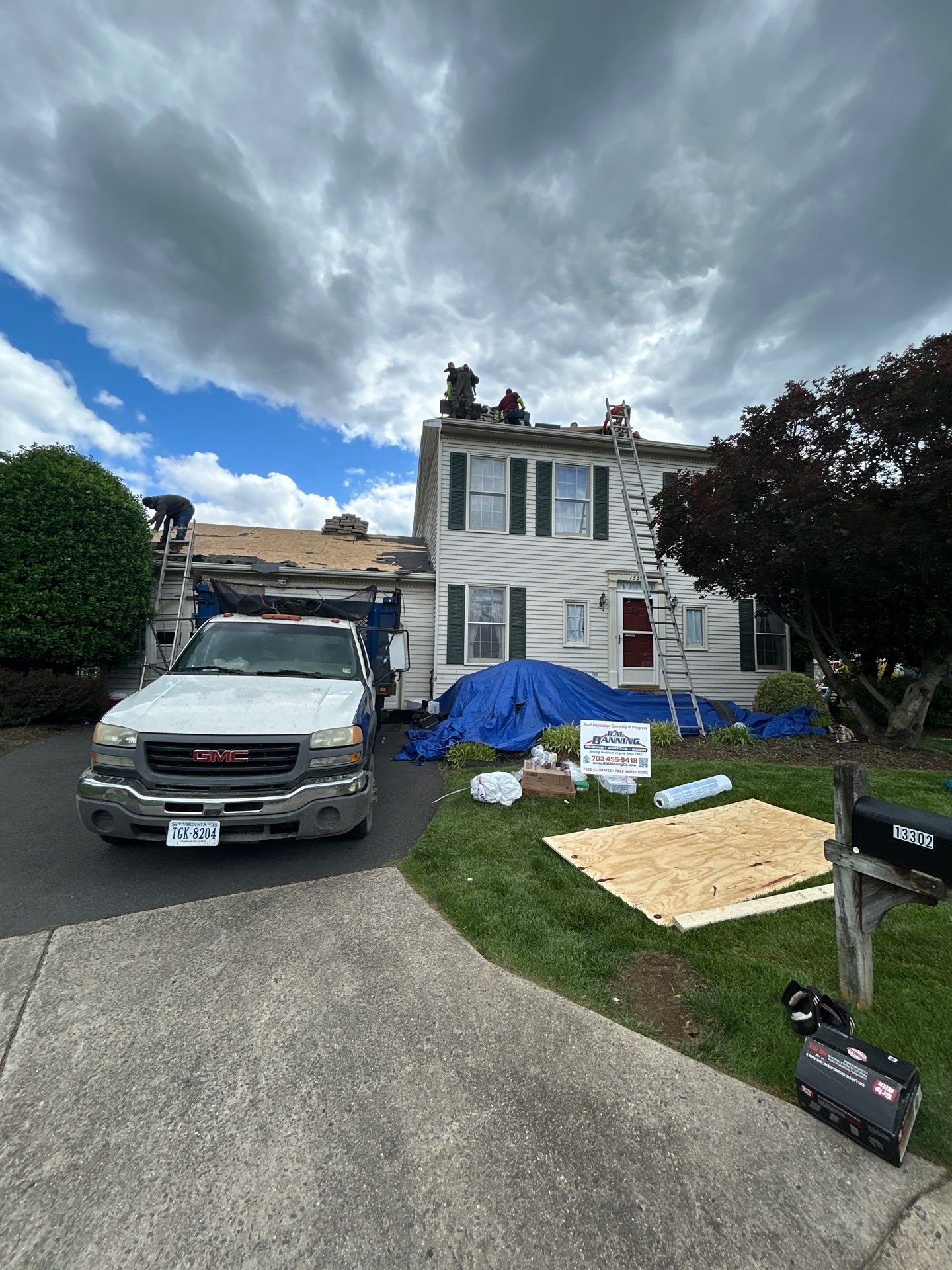Fairfax: Residential Roof Replacement with CertainTeed Landmark Shingles in Sunrise Cedar by RM Banning, Inc.