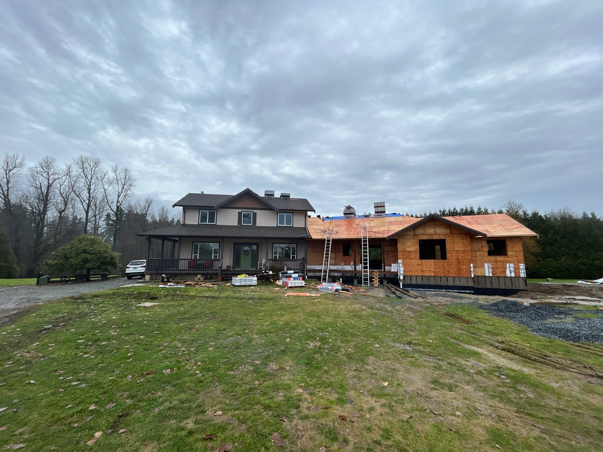 Residential Roofing Installation using GAF Charcoal HDZ by Top Notch Roofing Inc